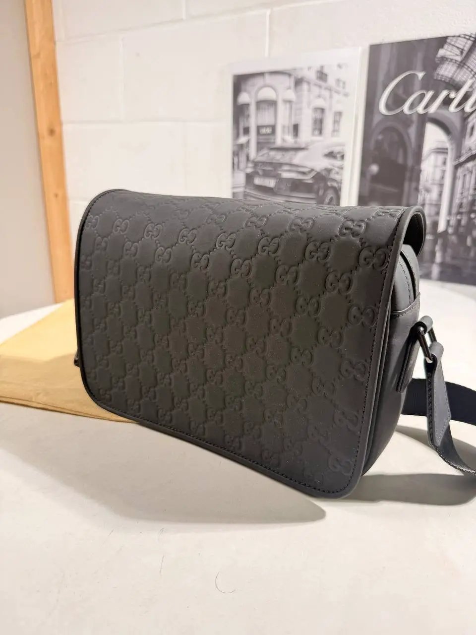 UCCI MESSENGER BAG Stock supplier
