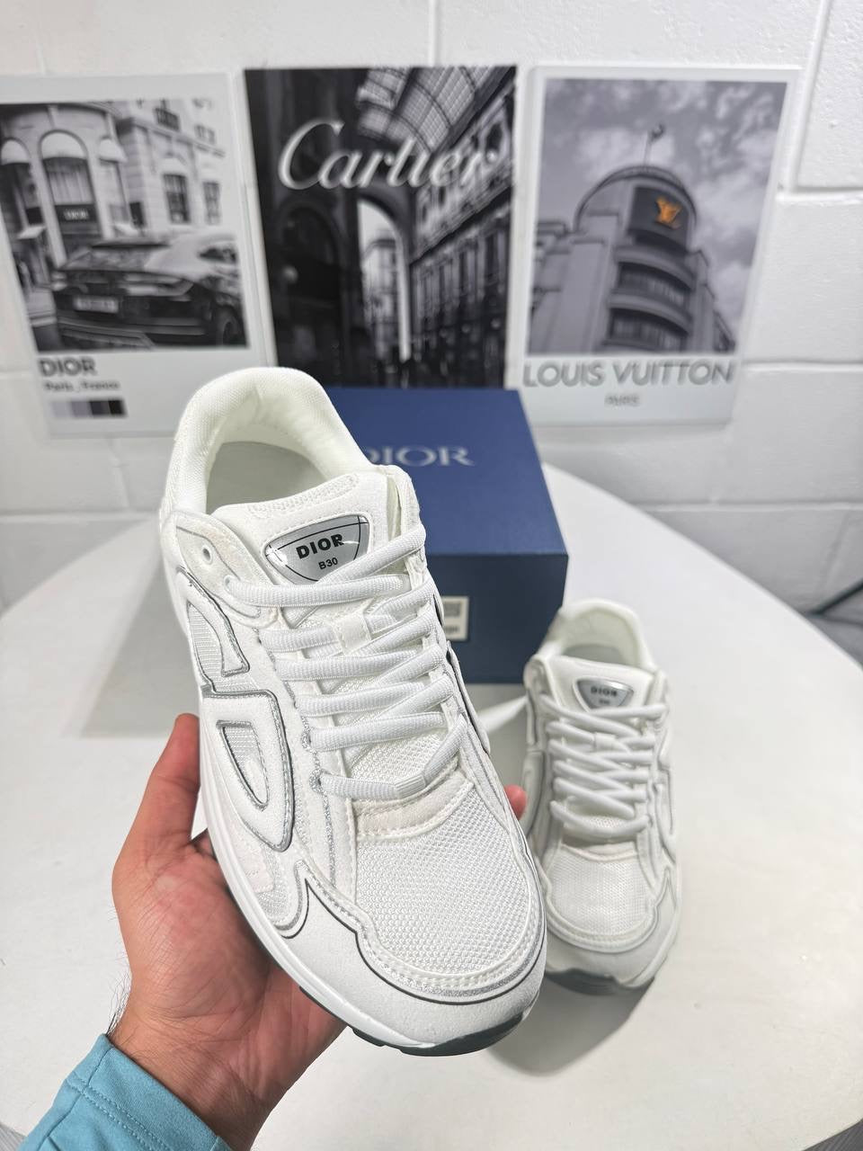 B30 FULL WHITE