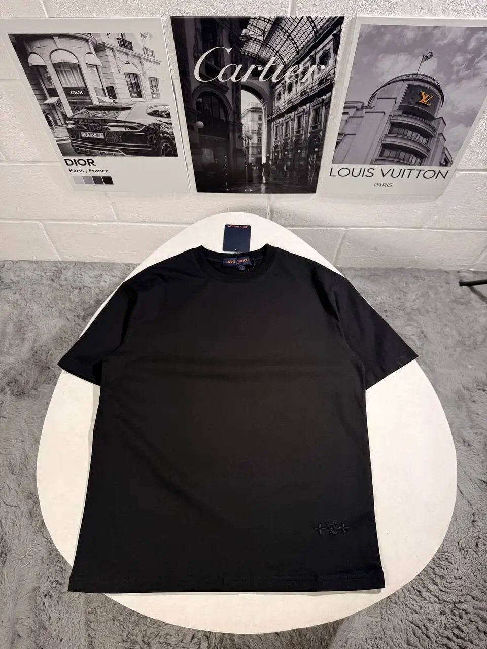 LVE LOGO TSHIRT Stock supplier