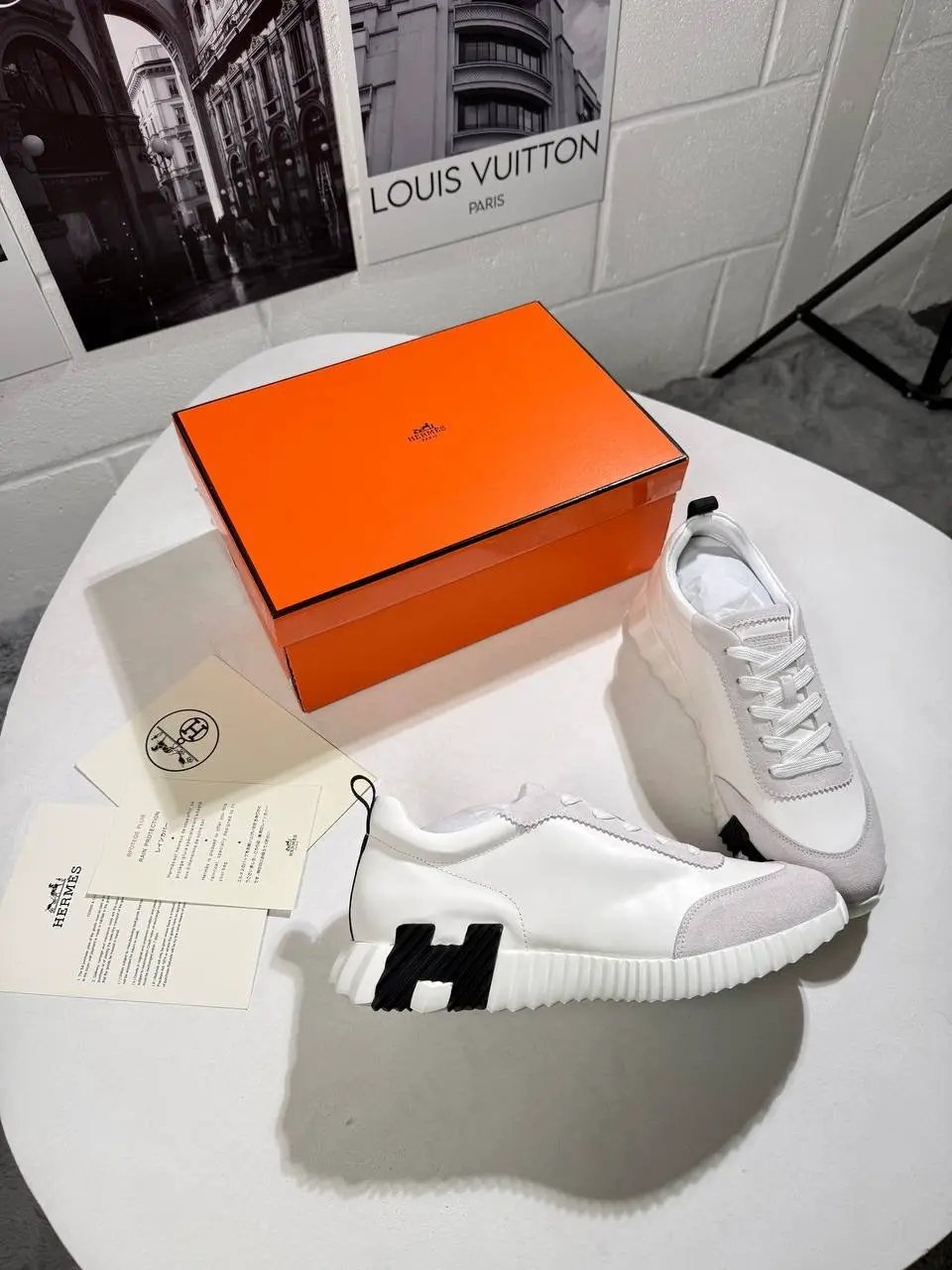 HRMS FULL WHITE by Stock supplier