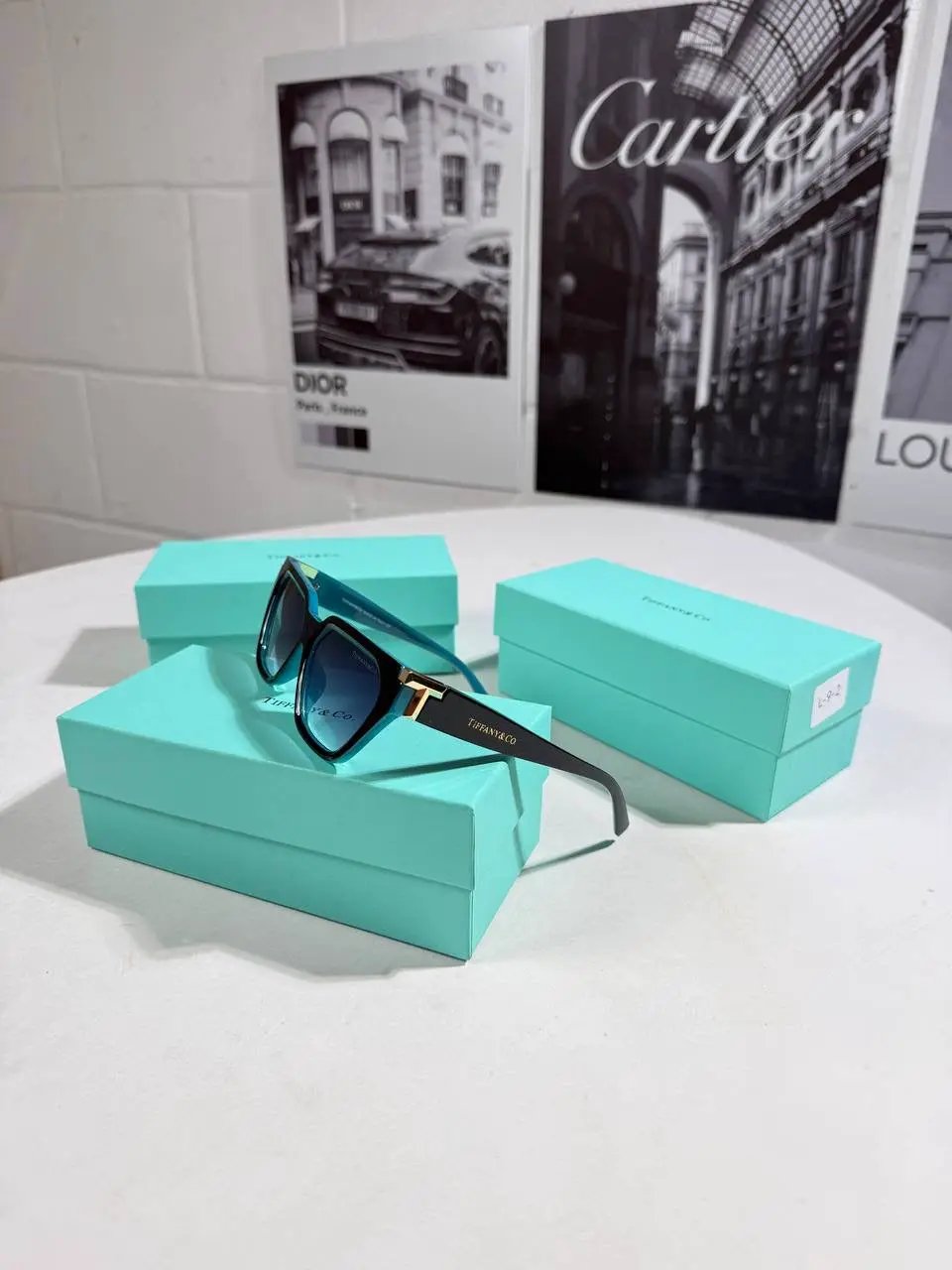 TIFFY SUNGLASSES WOMEN BLUE LENSE by Stock supplier