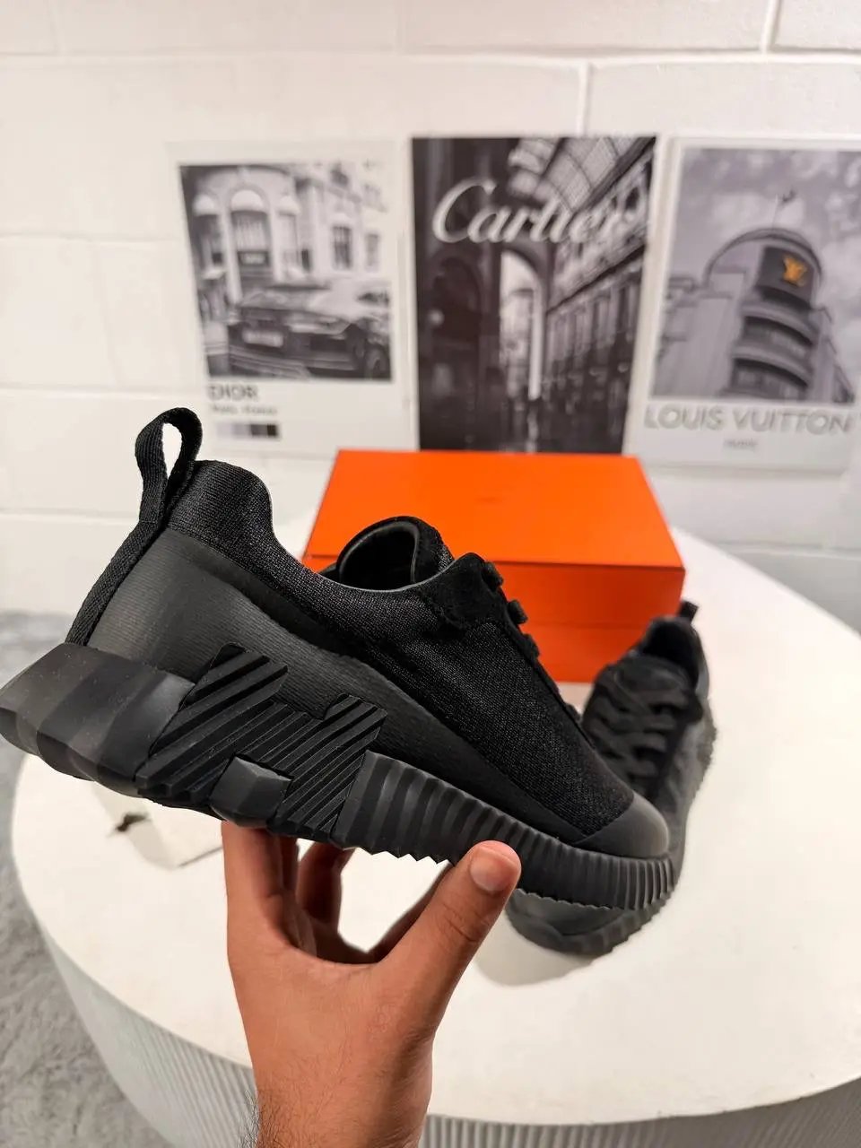 HRMS BOUNCING TRAINERS by Stock supplier