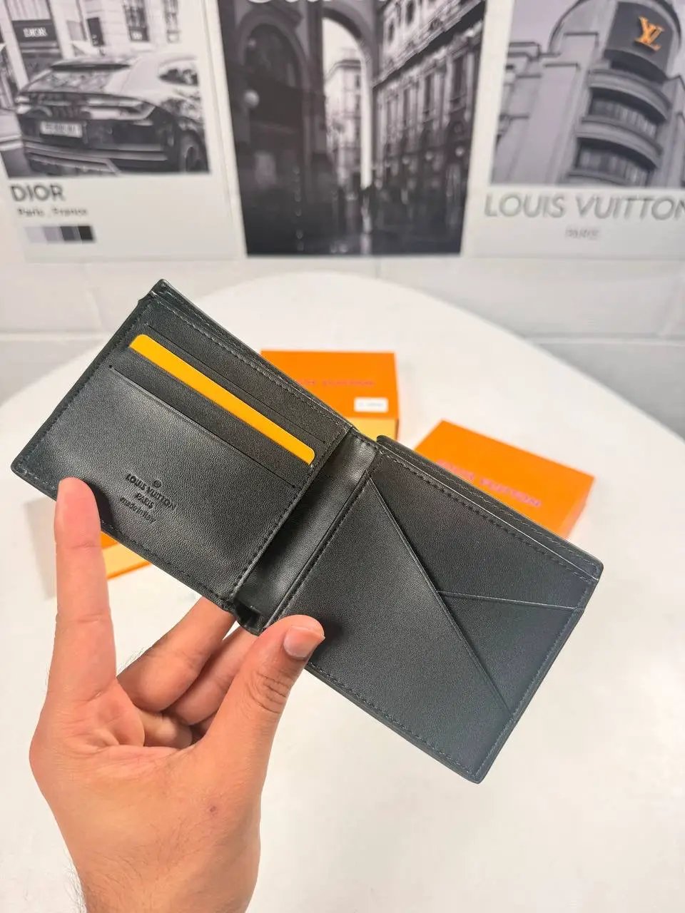 LVE WALLET MENS Stock supplier