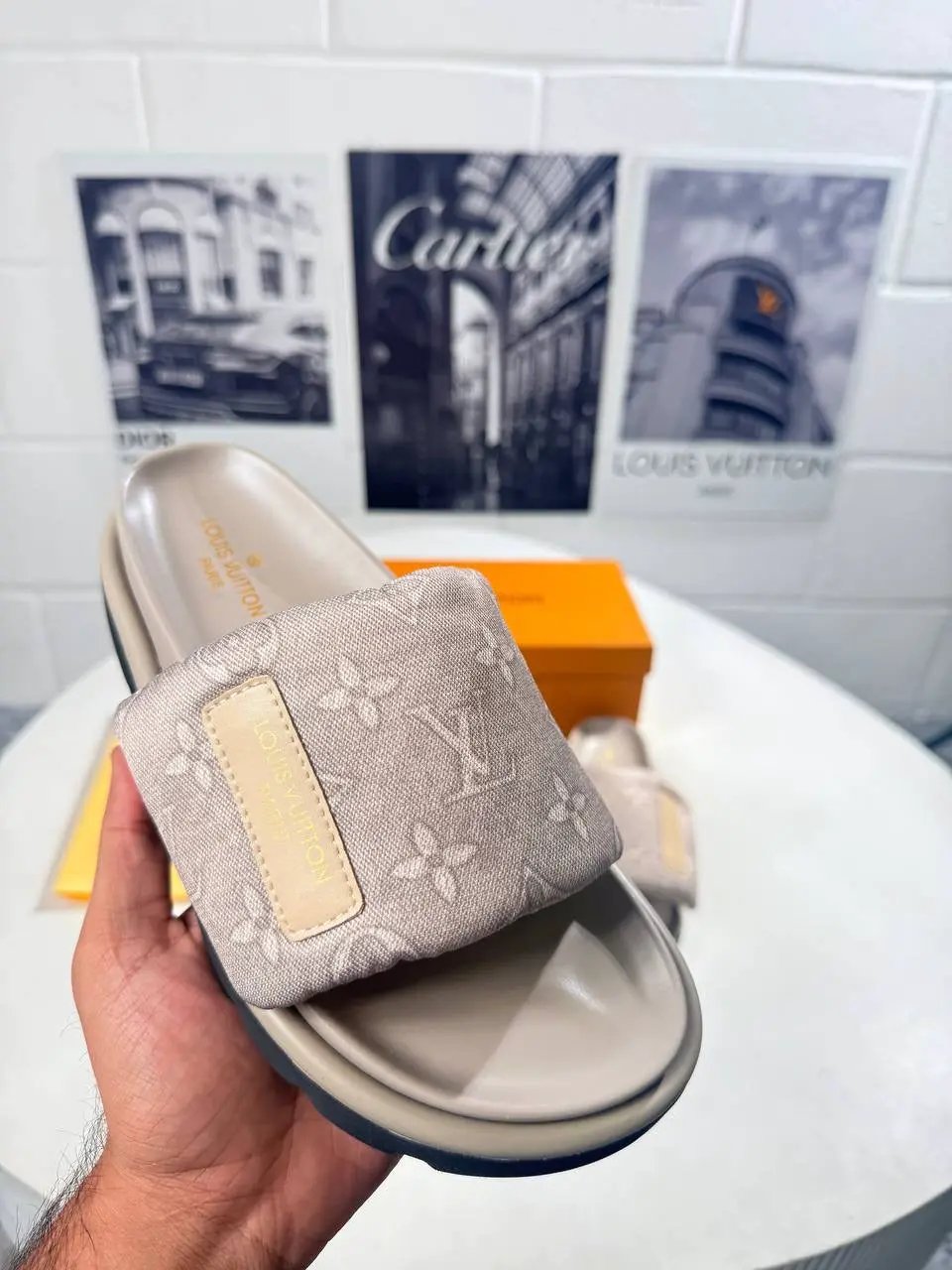 LVE BEIGE SLIDES WOMENS Stock supplier