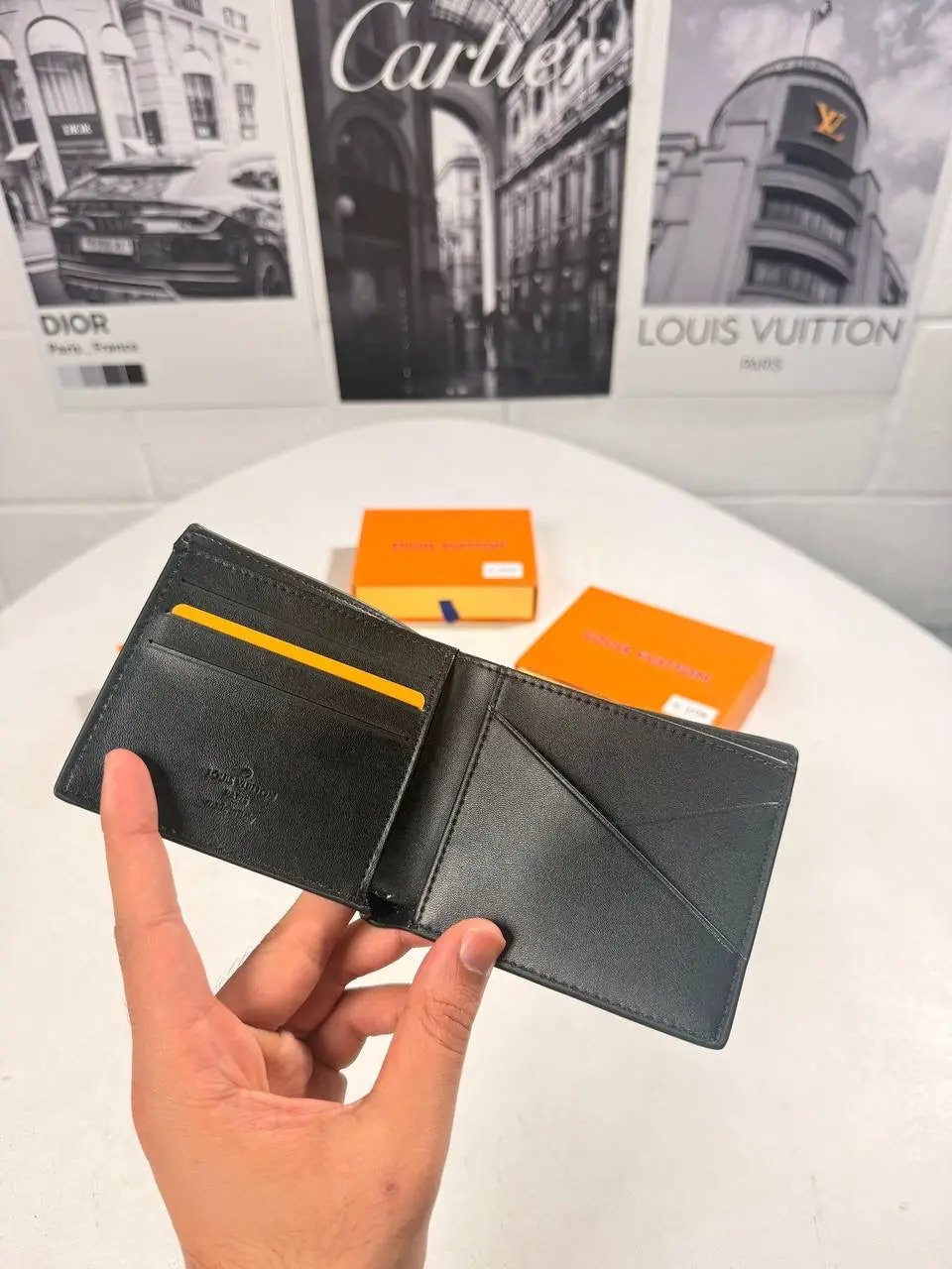 LVE WALLET MENS Stock supplier