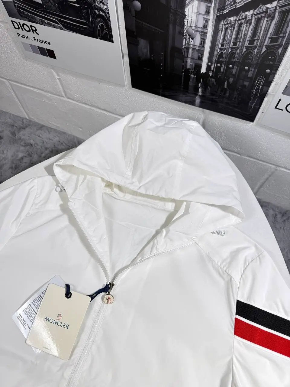 MNCLR CLAUT WINDBREAKER WHITE by Stock supplier