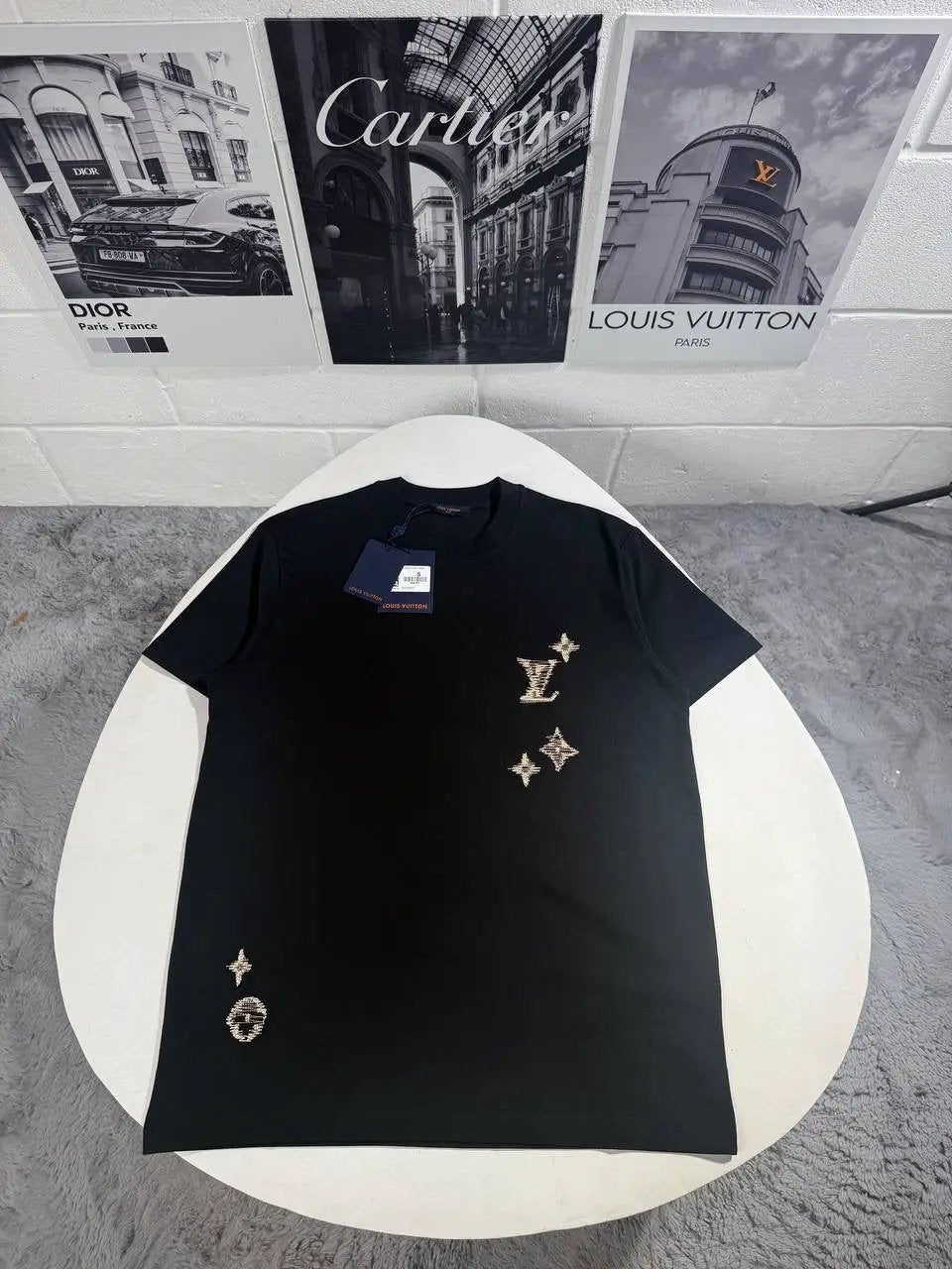 LVE LOGO TSHIRT by Stock supplier