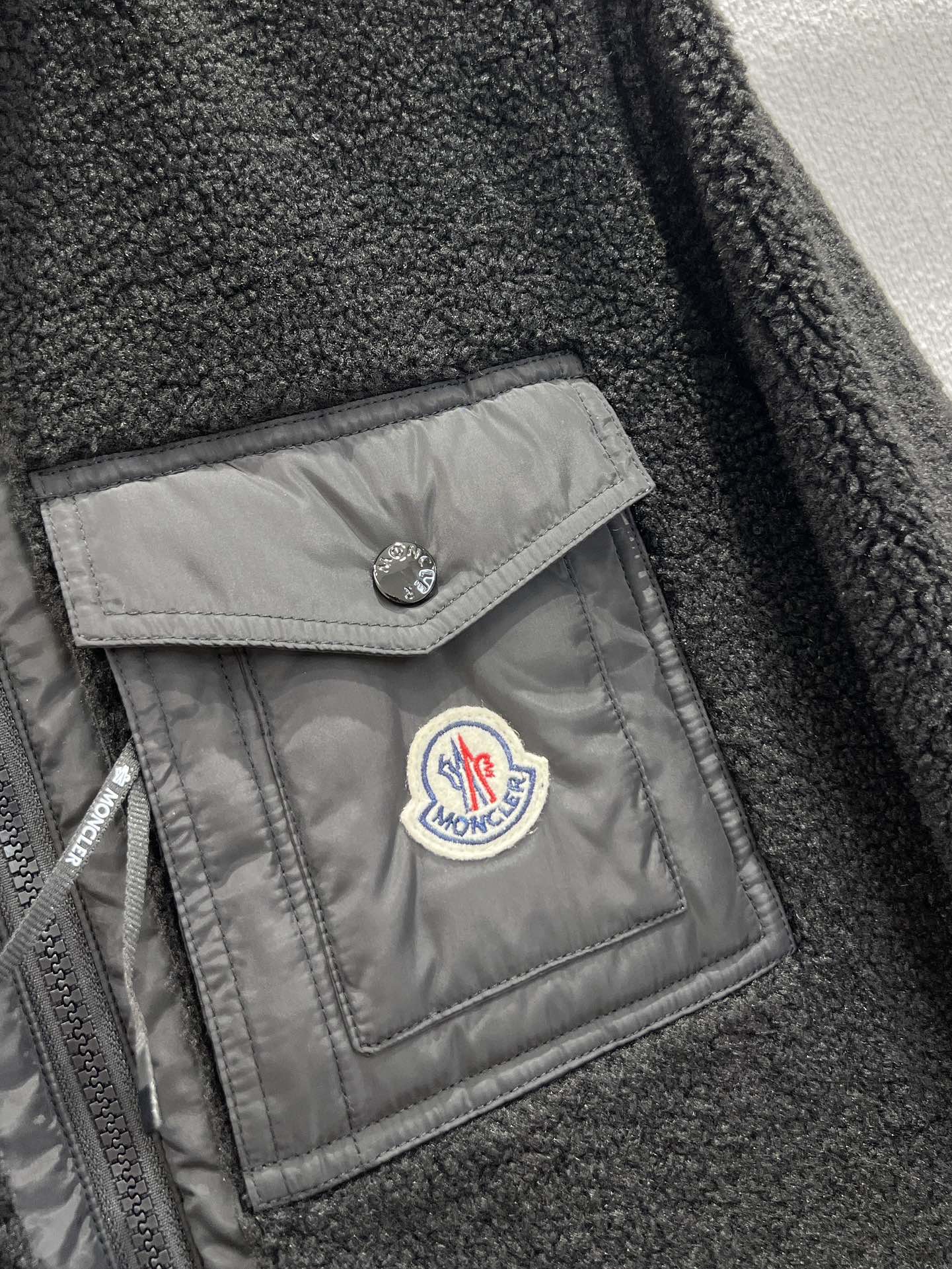 MNC TEDDY ZIP UP (pre-order)