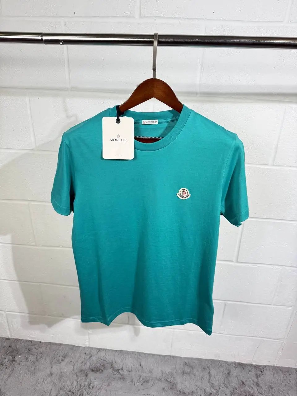 MNCLR TEE TURQUOISE Stock supplier