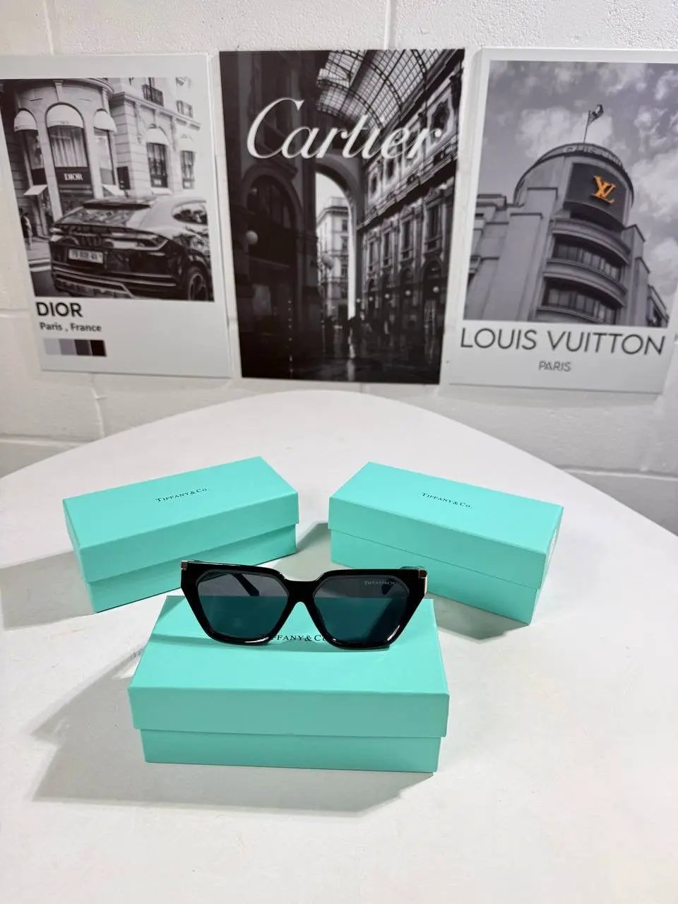 TIFFY SUNGLASSES WOMEN BLACK by Stock supplier