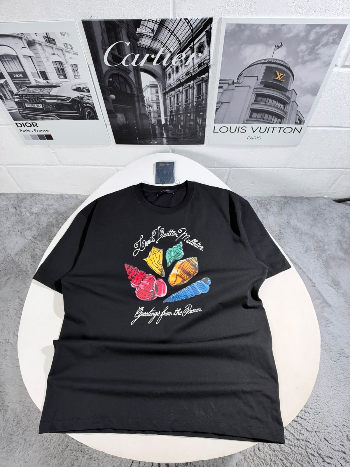 LVE TSHIRT