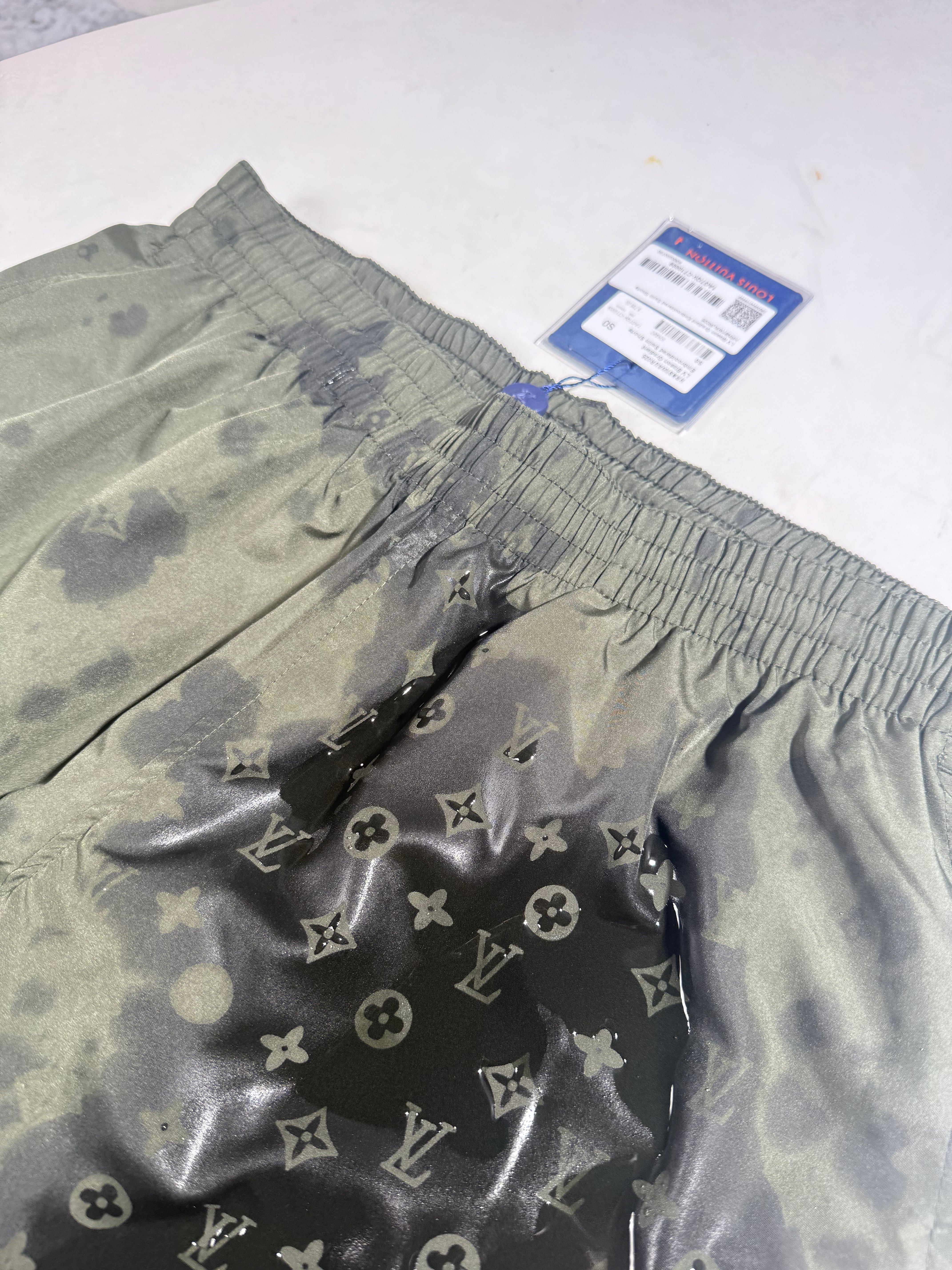 LVE WATER REACTIVE SHORTS