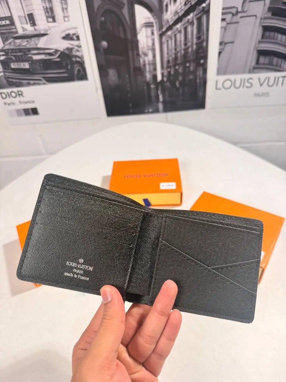 LVE WALLET MENS Stock supplier