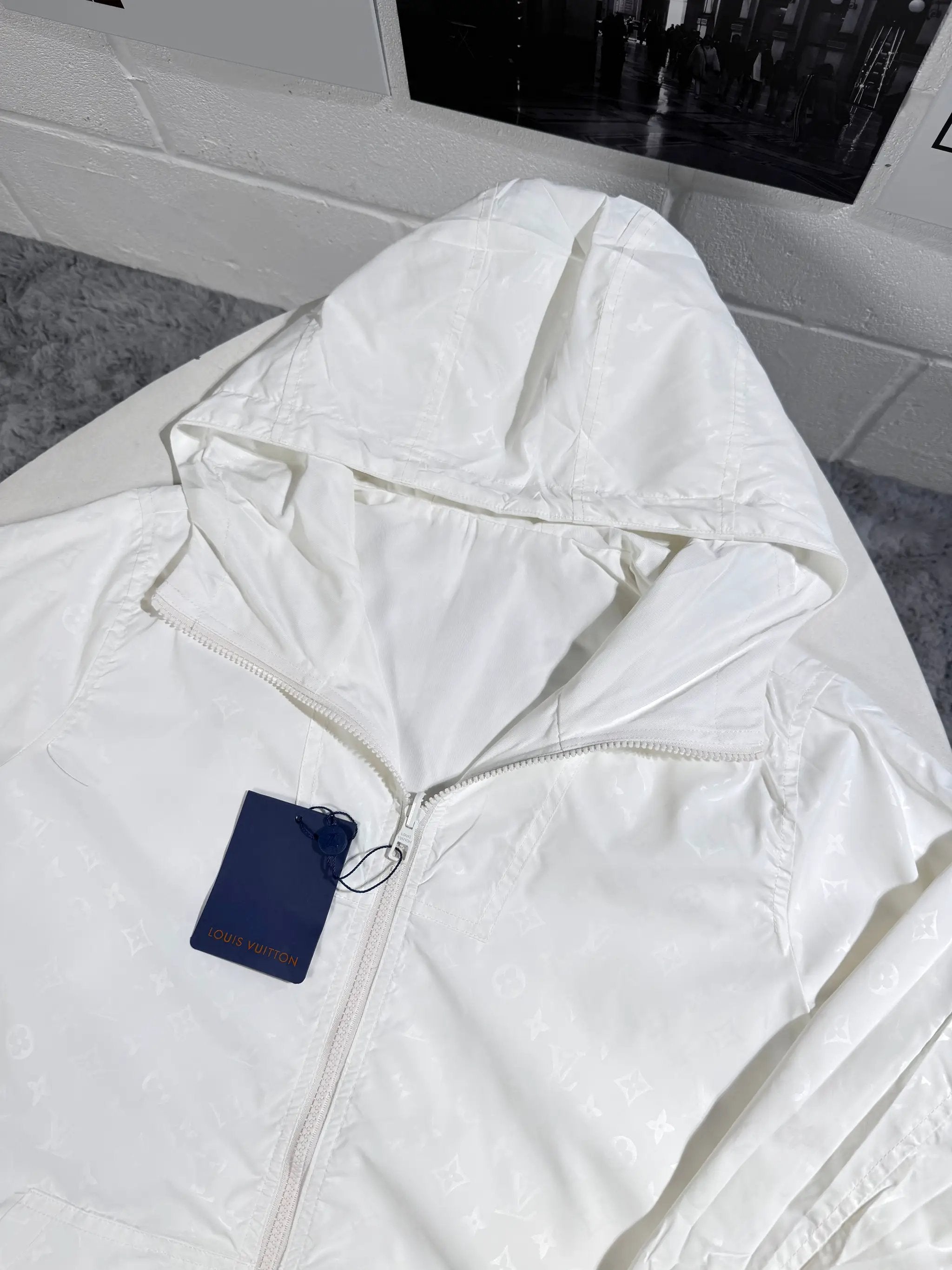 LVE REVERSIBLE WINDBREAKER 2IN ONE by Stock supplier
