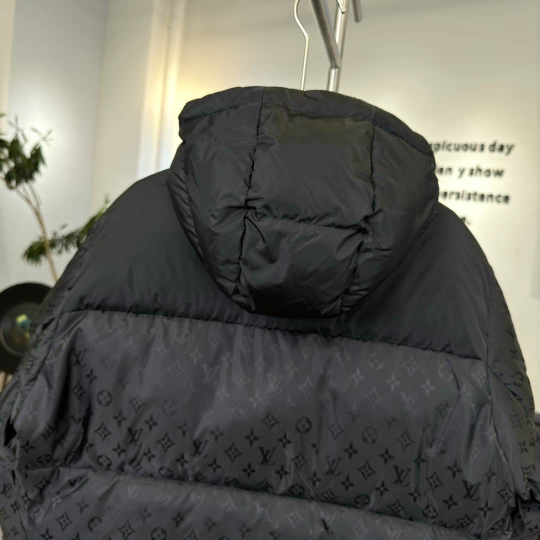 LVE MONOGRAM JACKET