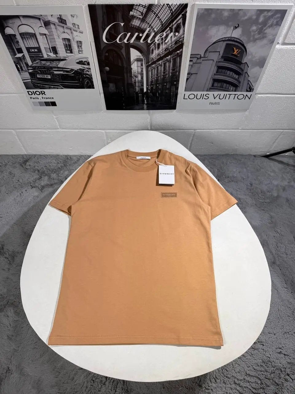 GVNCHY PATCH LOGO TSHIRT by Stock supplier