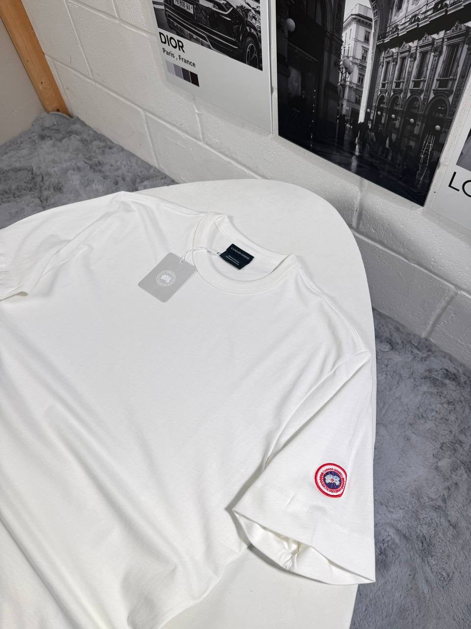 CG TEE RED BADGE