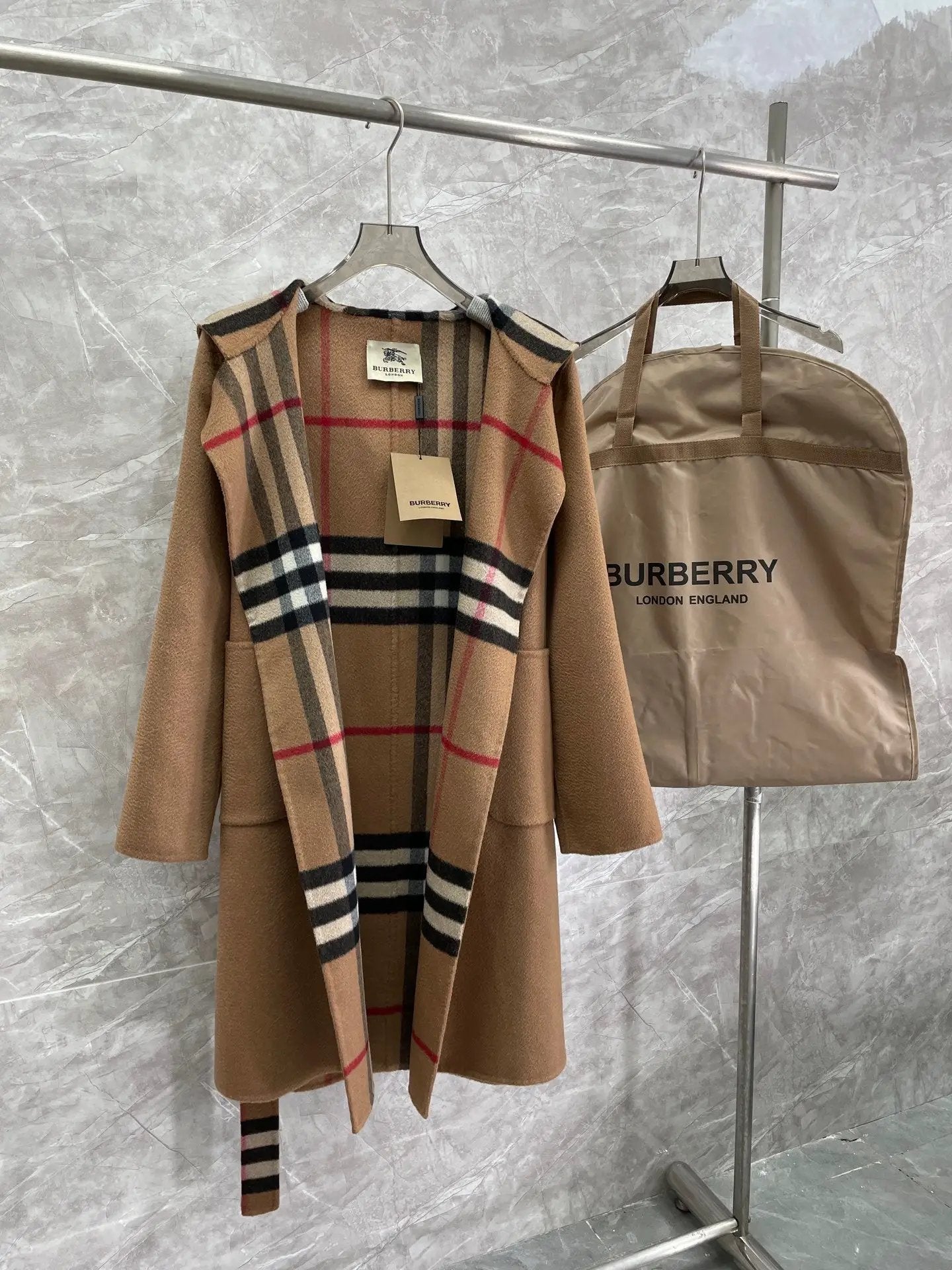 BURB COAT WOMEN (pre-order) by Stock supplier