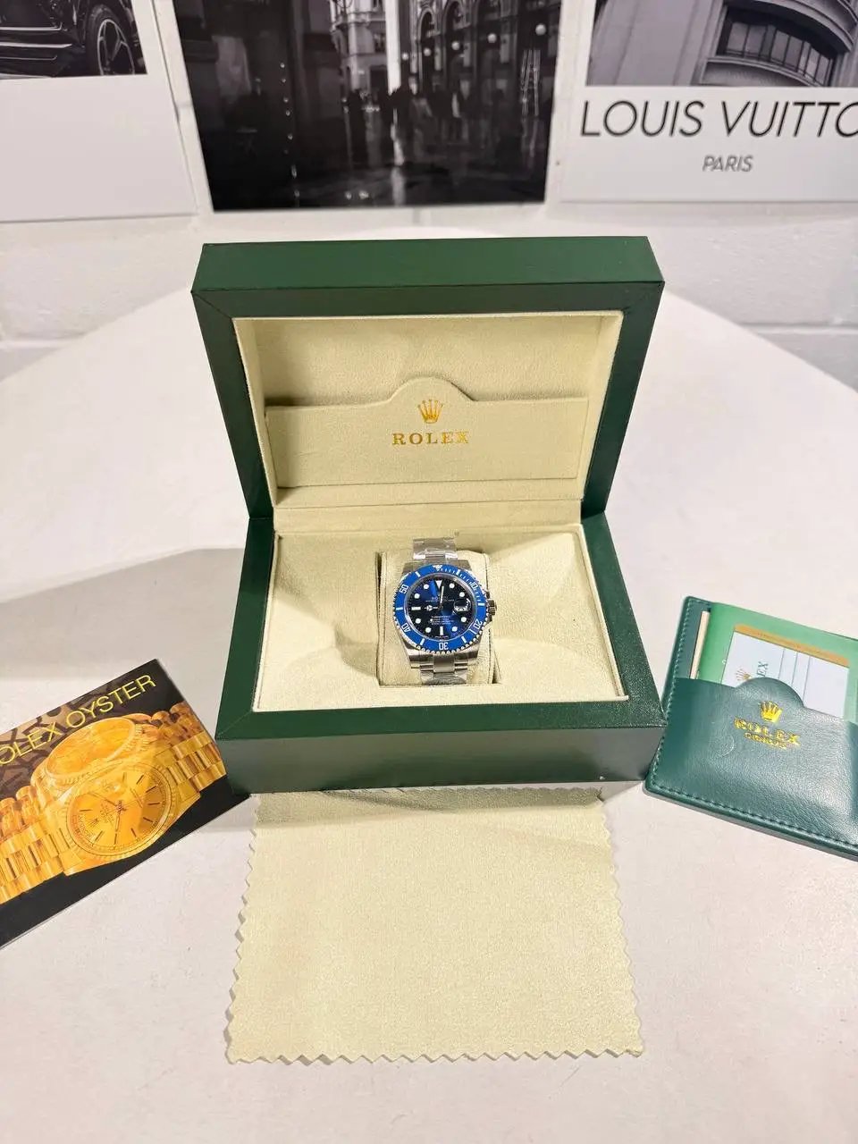 SUBMARINER DATE SMURF WATCH by Stock supplier