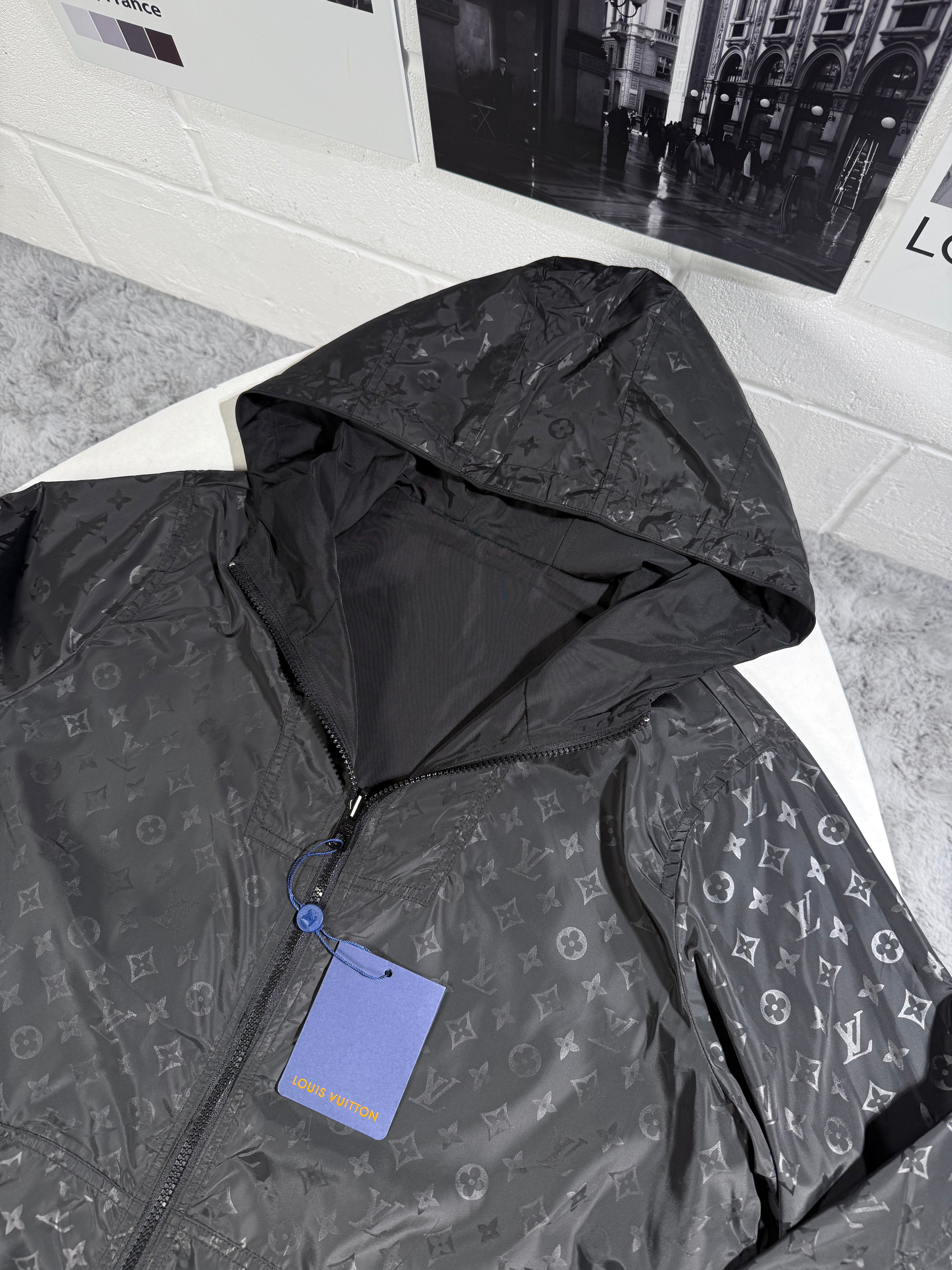 LVE REVERSIBLE WINDBREAKER 2IN ONE