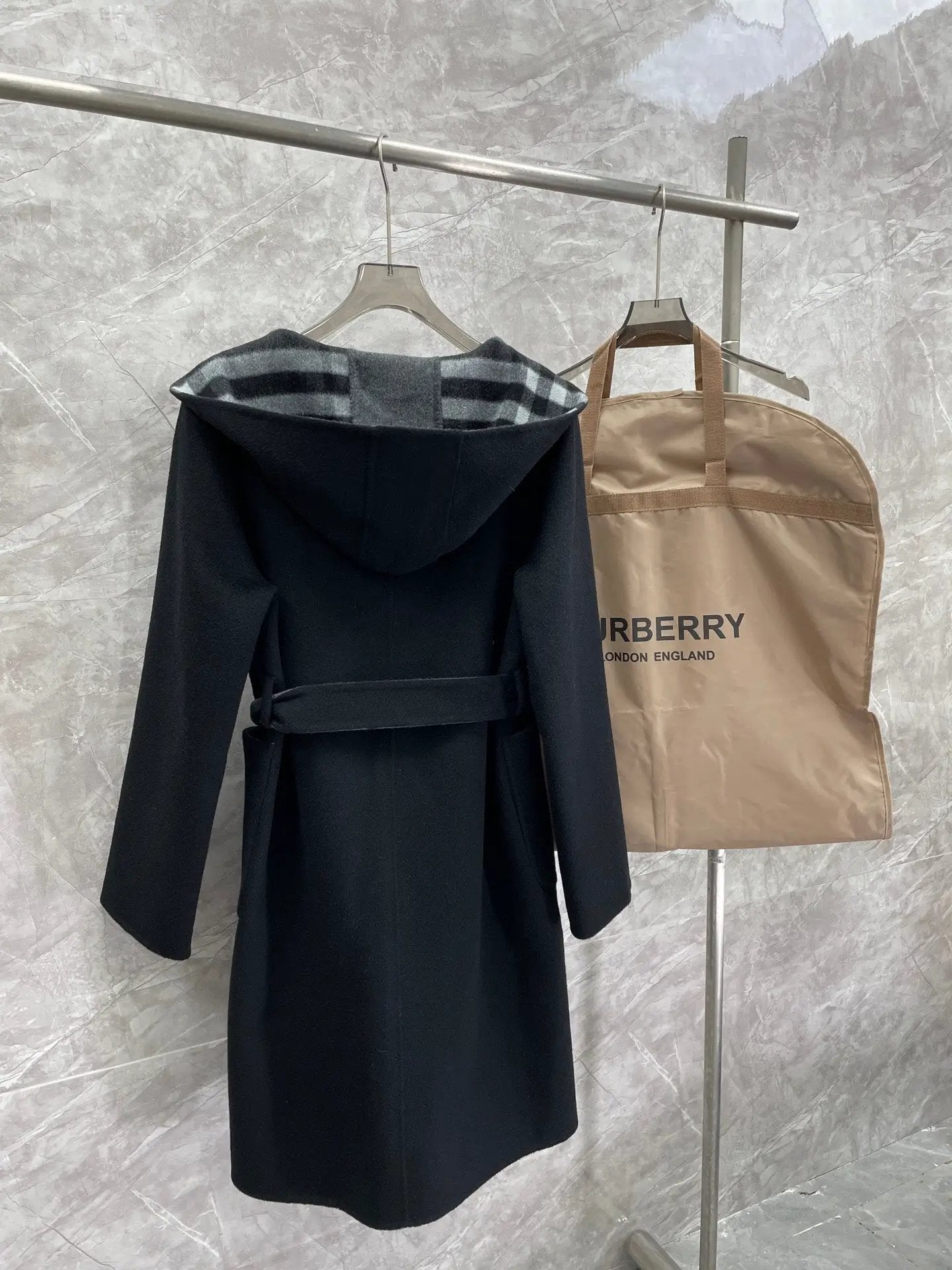 BURB COAT WOMEN (pre-order) by Stock supplier