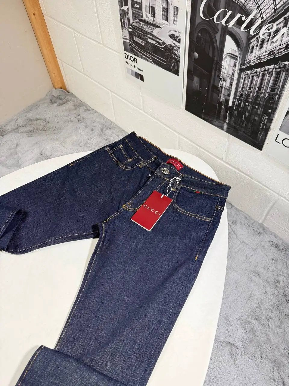 UCCI JEAN by Stock supplier