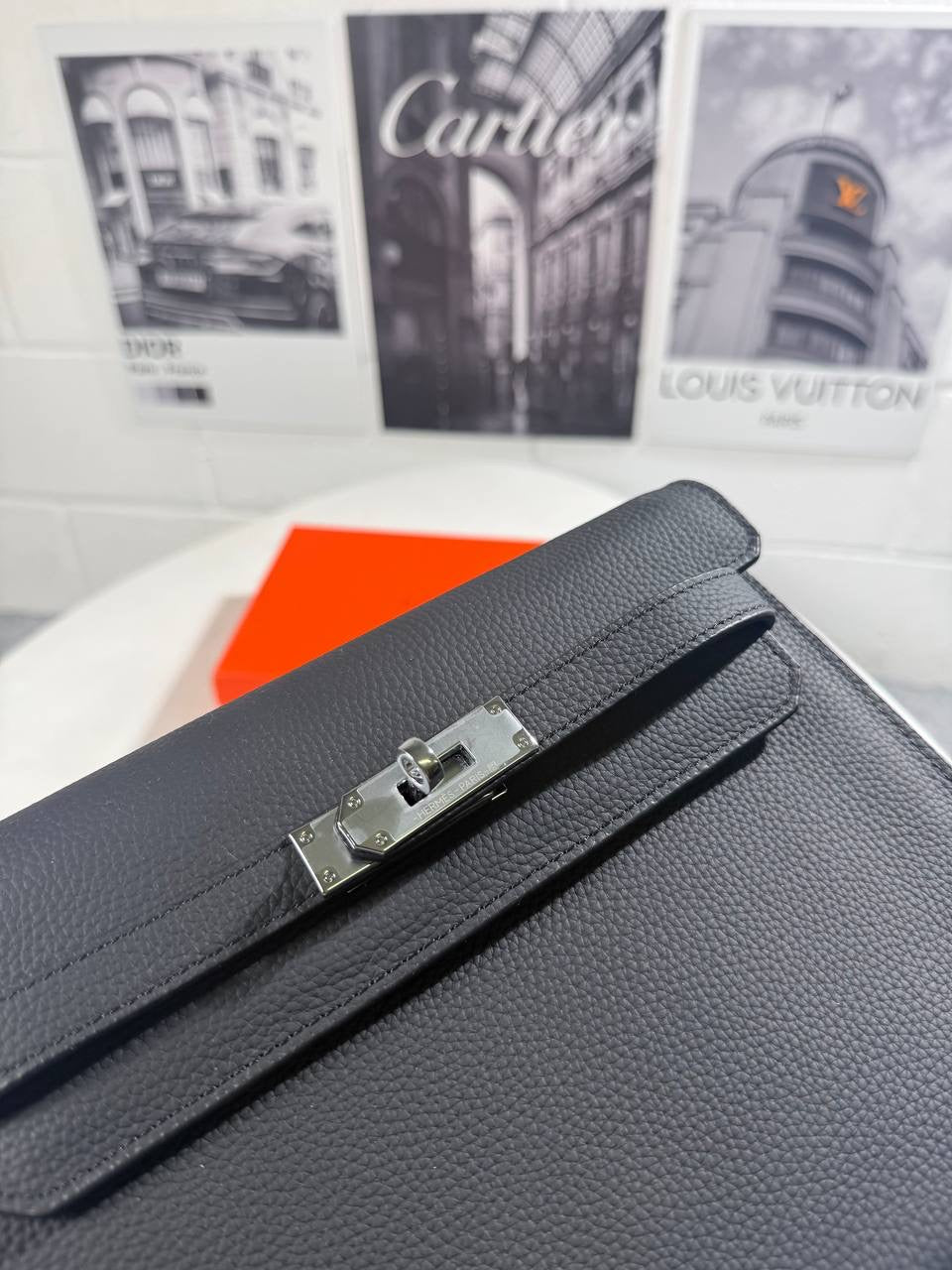 HRMS LEATHER BAG