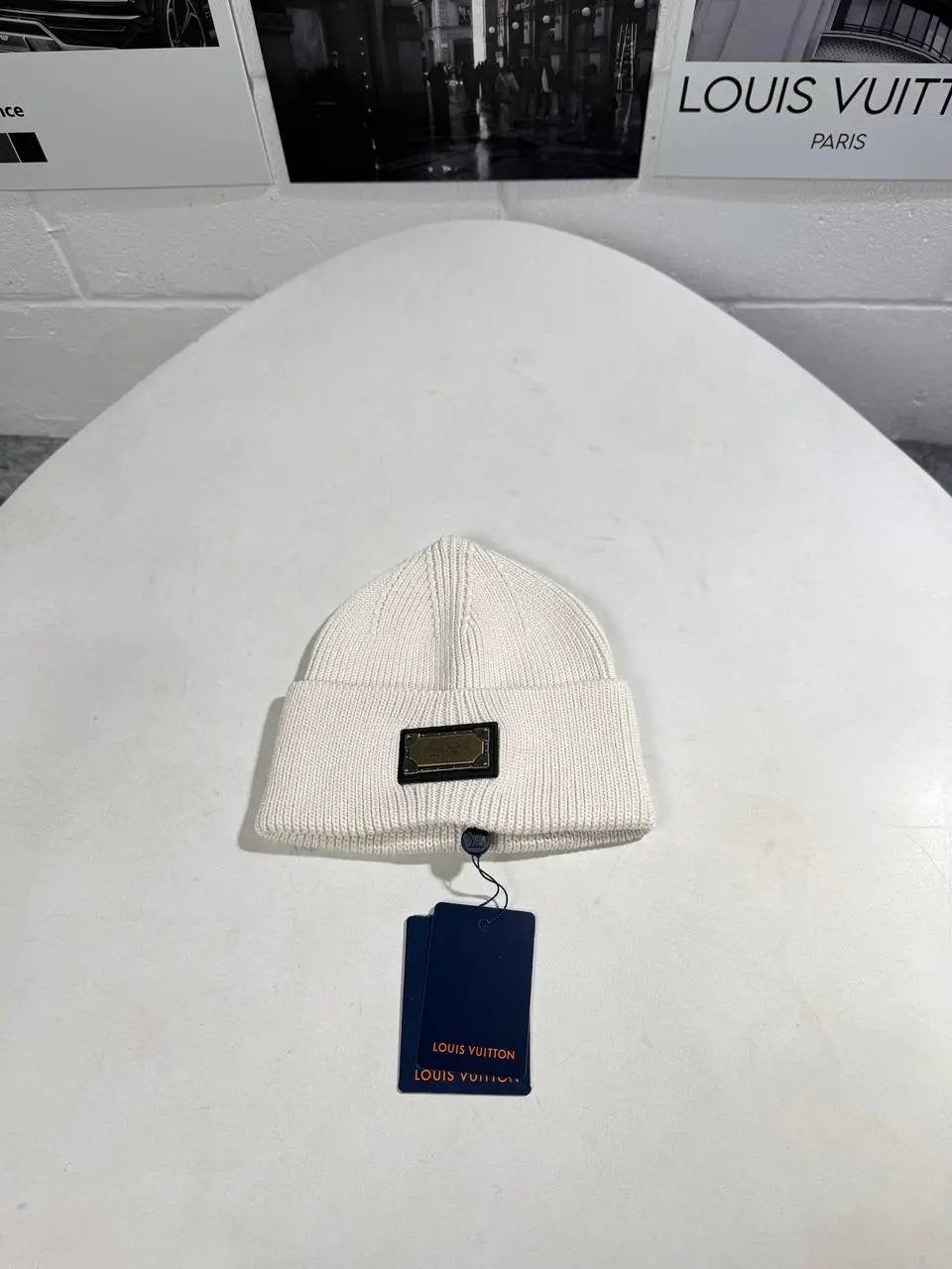 LVE METAL BADGE BEANIE by Stock supplier