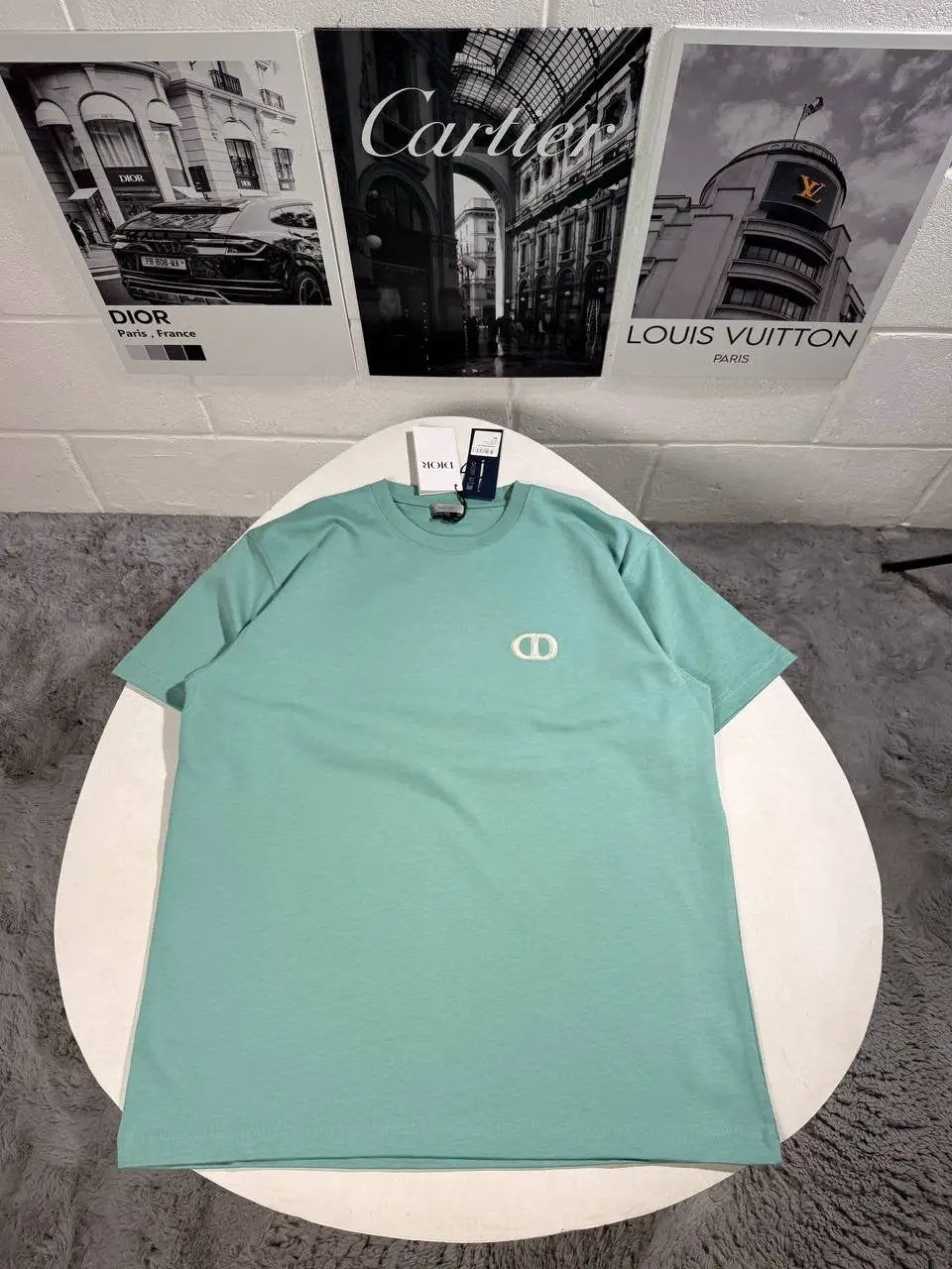 CD LOGO TSHIRT Stock supplier