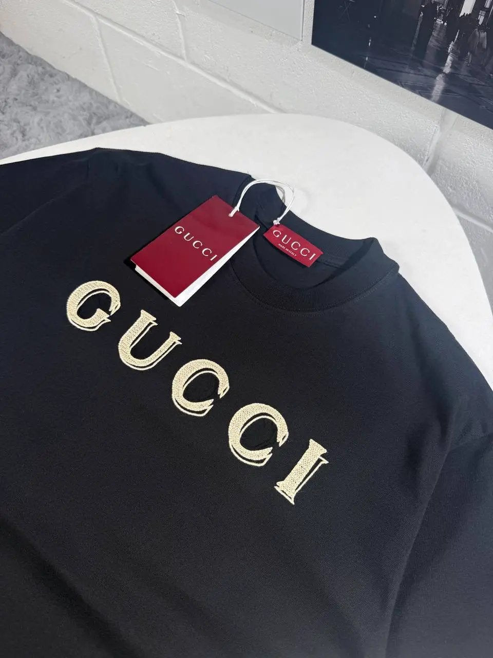 UCCI EMBROIDERY TSHIRT by Stock supplier