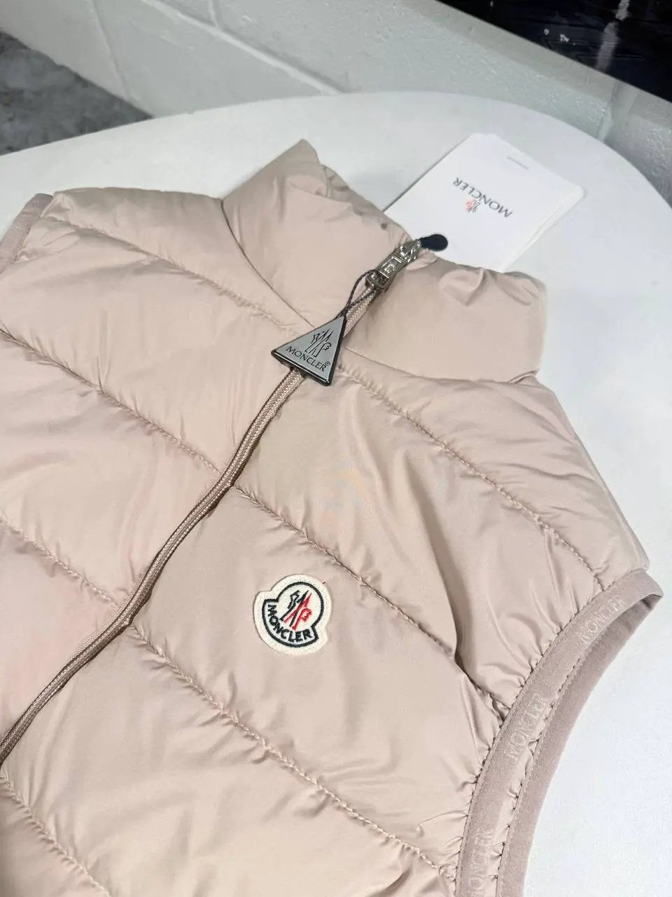 MNCLR ALCIBIA DOWN GILLET by Stock supplier