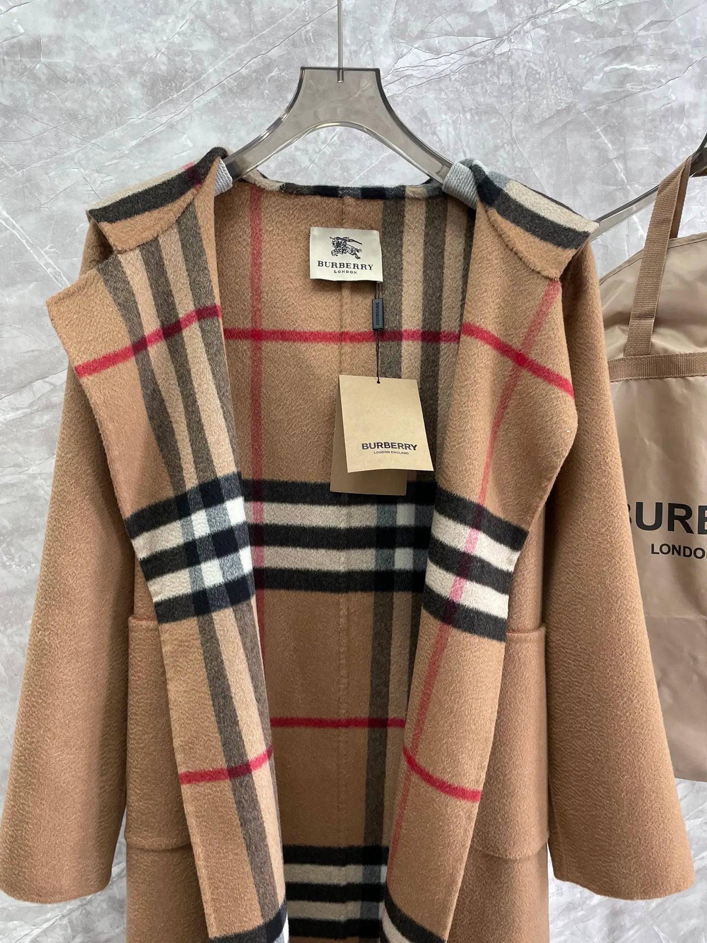 BURB COAT WOMEN (pre-order) by Stock supplier