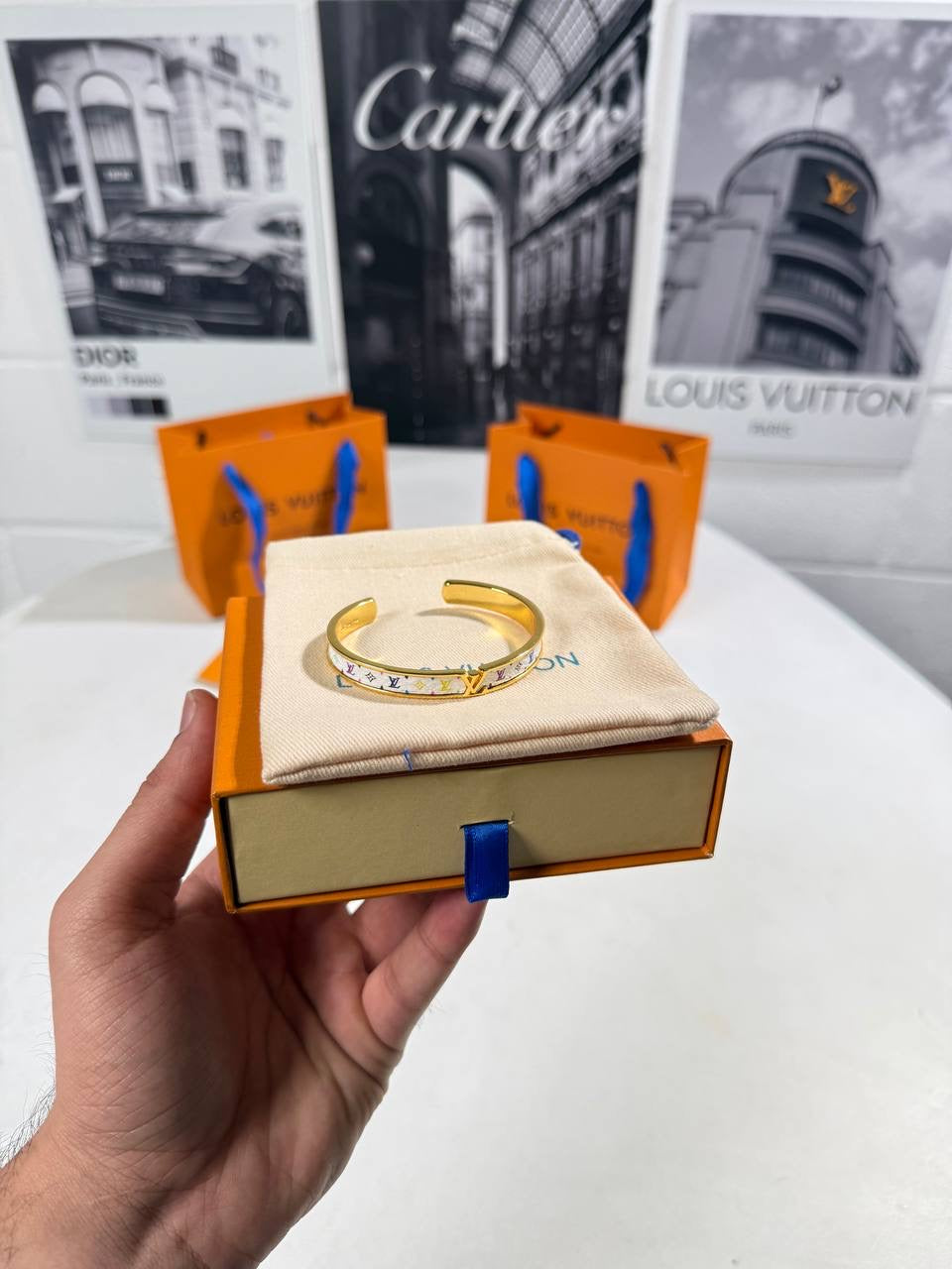 LVE NANOGRAM BRACELET