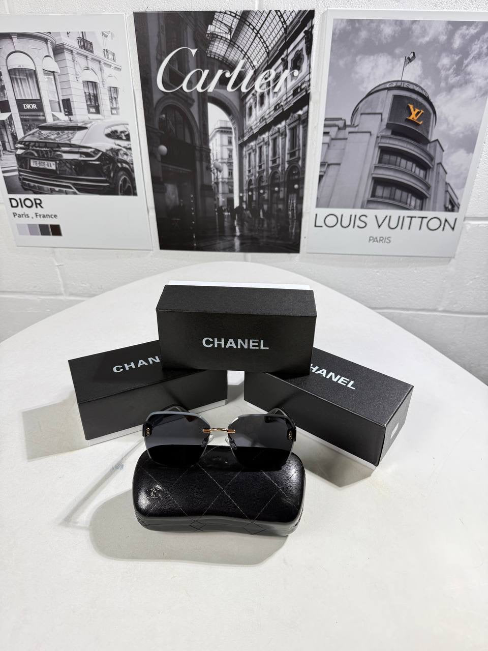 CHNL LOGO SUNGLASSES Stock supplier