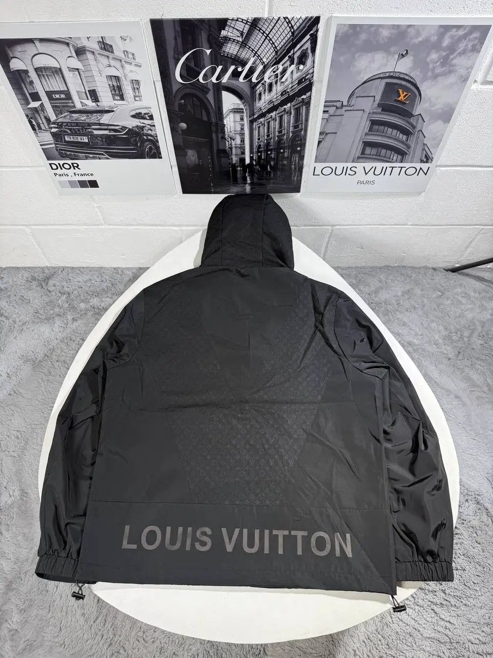 LVE WINDBREAKER BLACK by Stock supplier