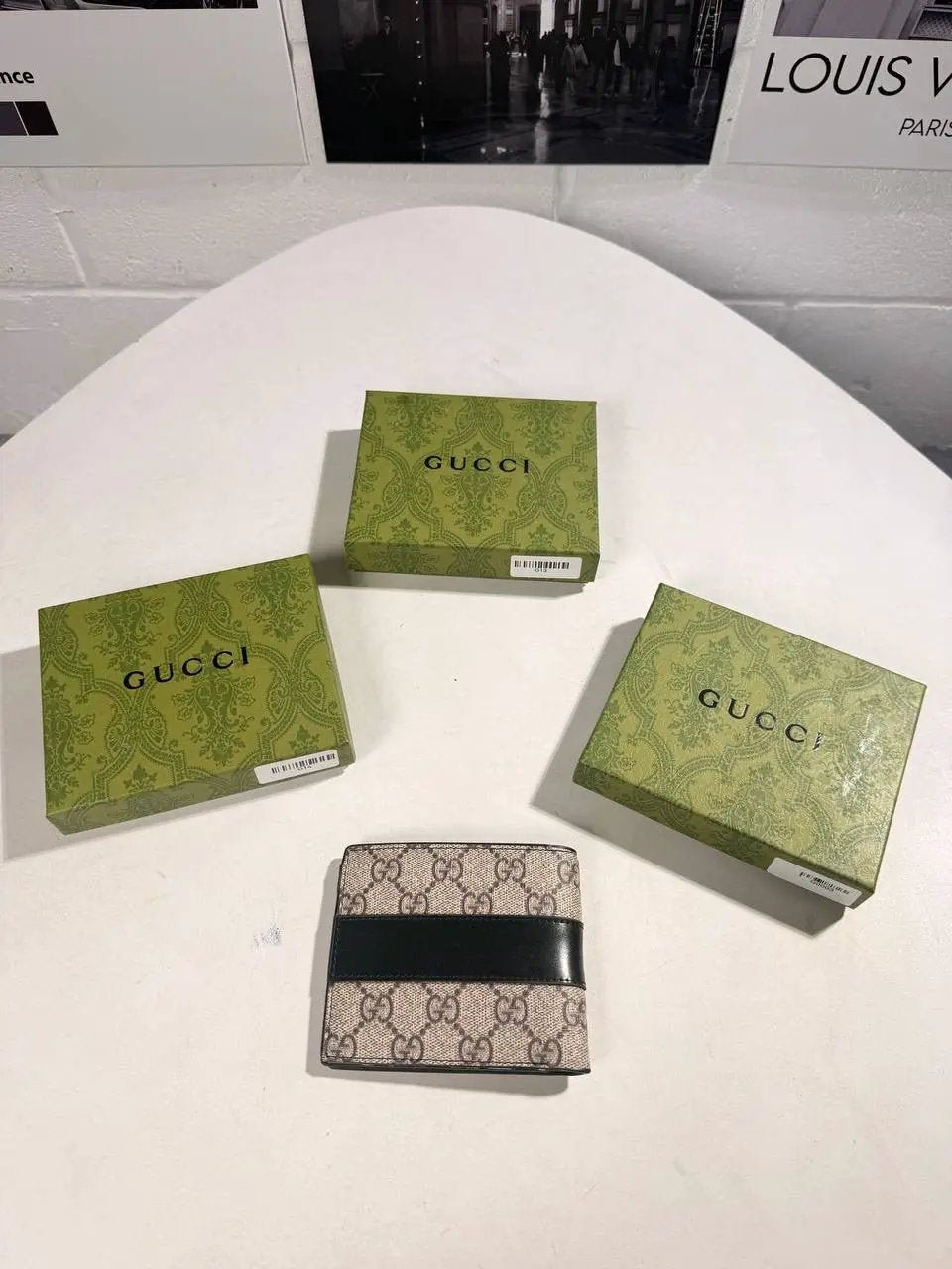 UCCI WALLET MENS Stock supplier