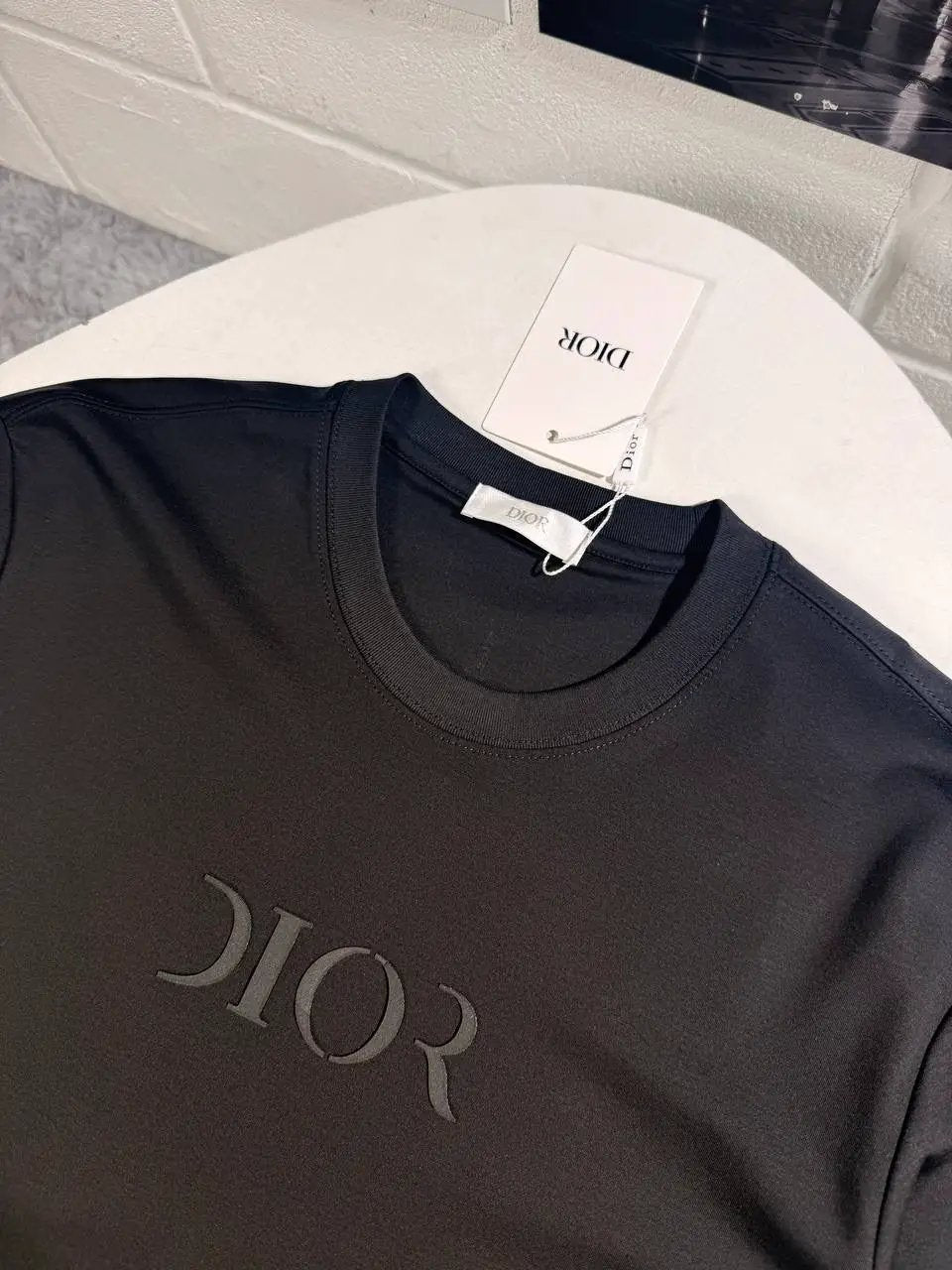 IOR lOGO TSHIRT Stock supplier