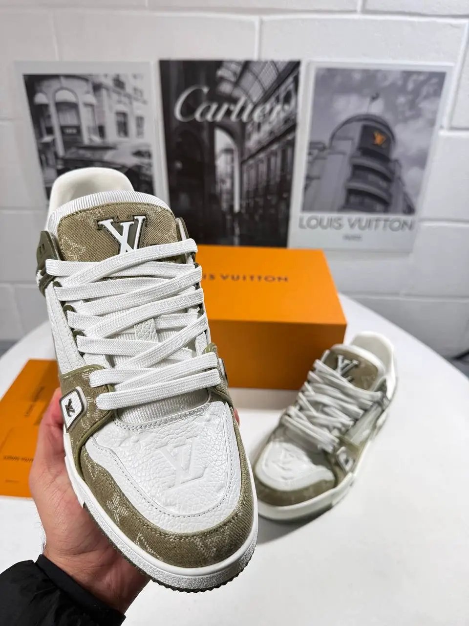 LVE TRAINERS BEIGE by Stock supplier