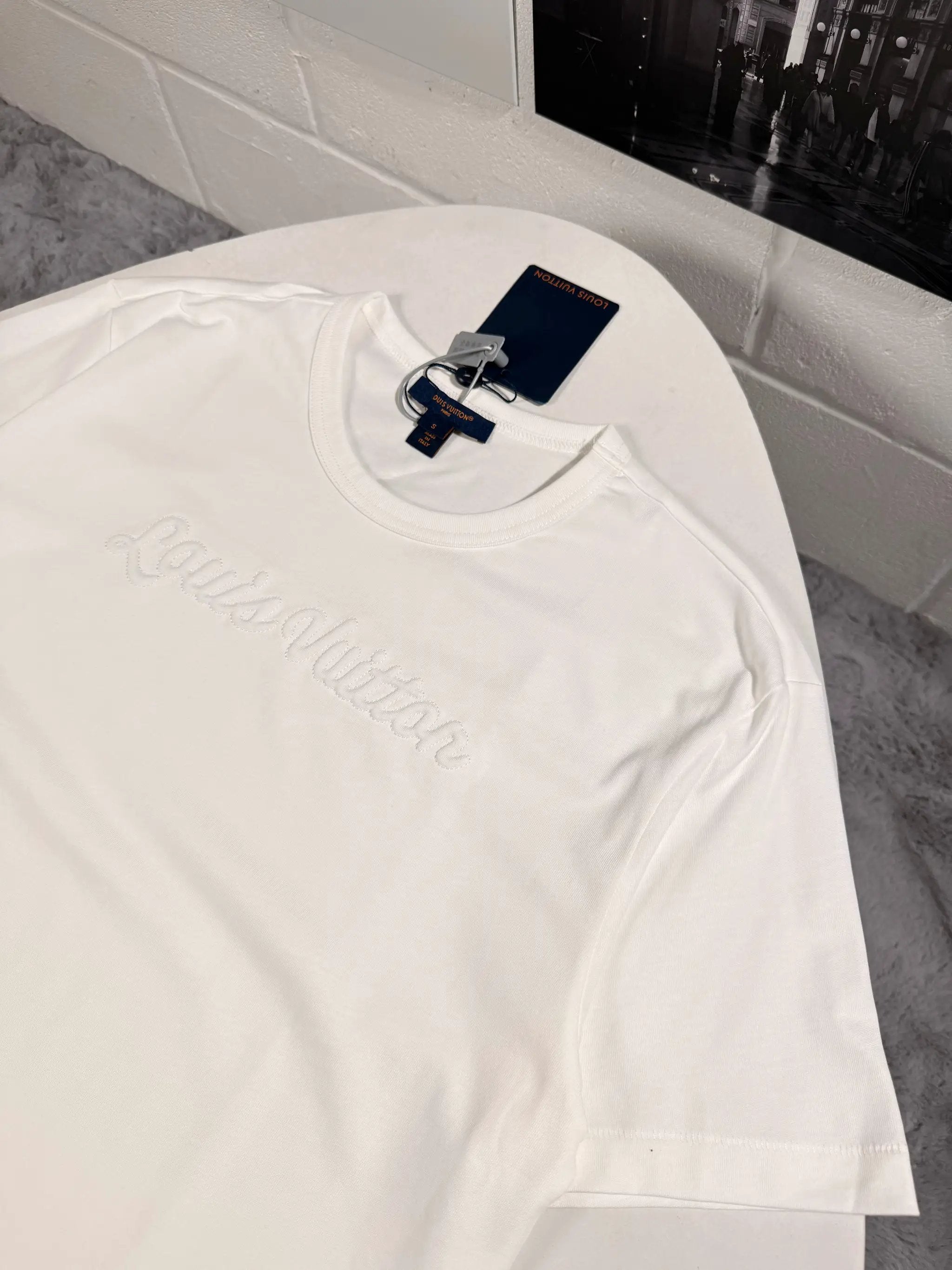LVE SIGNATURE TSHIRT Stock supplier