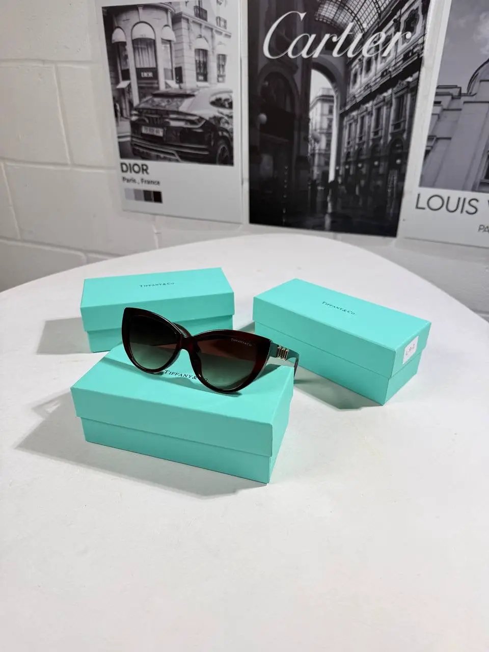 TIFFY SUNGLASSES WOMEN LOGO by Stock supplier