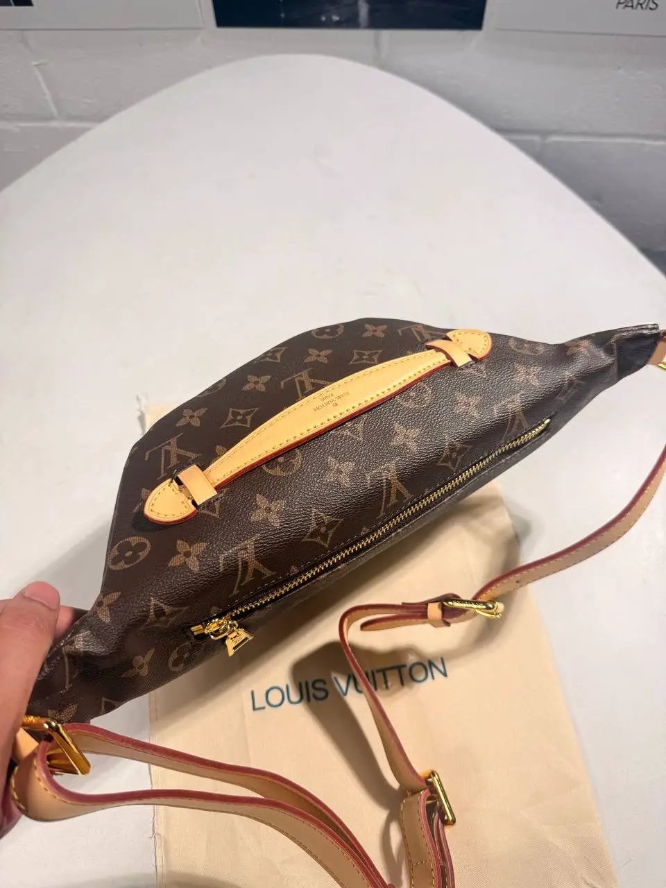 LVE BUMBAG Stock supplier