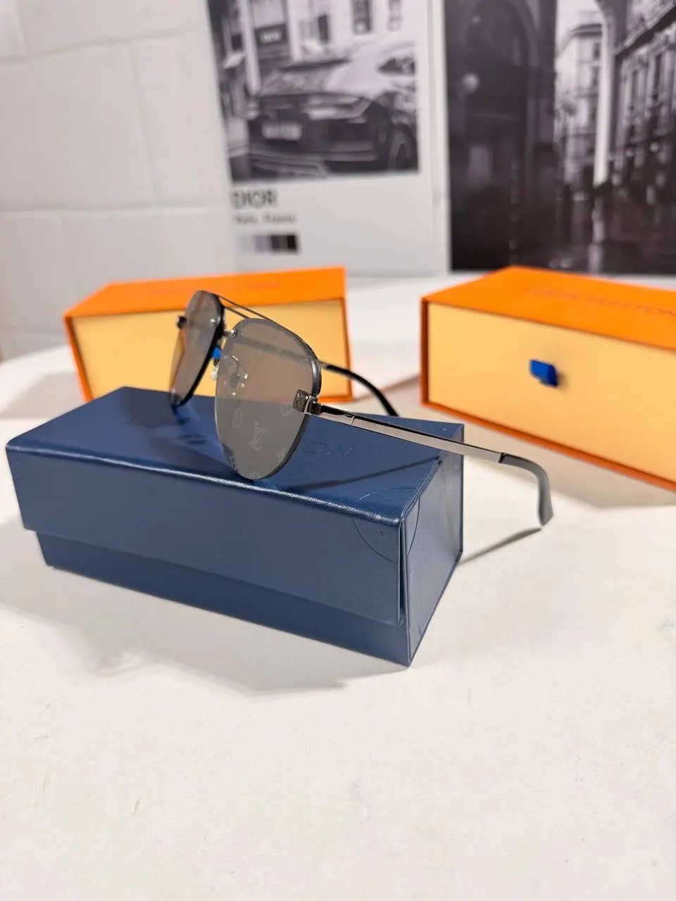 LVE MONOGRAM SUNGLASSES Stock supplier