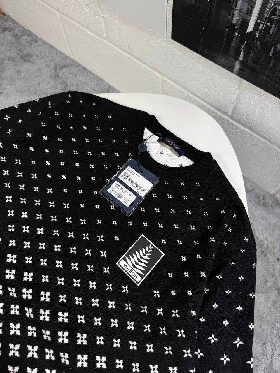 LVE KNITTED TSHIRT