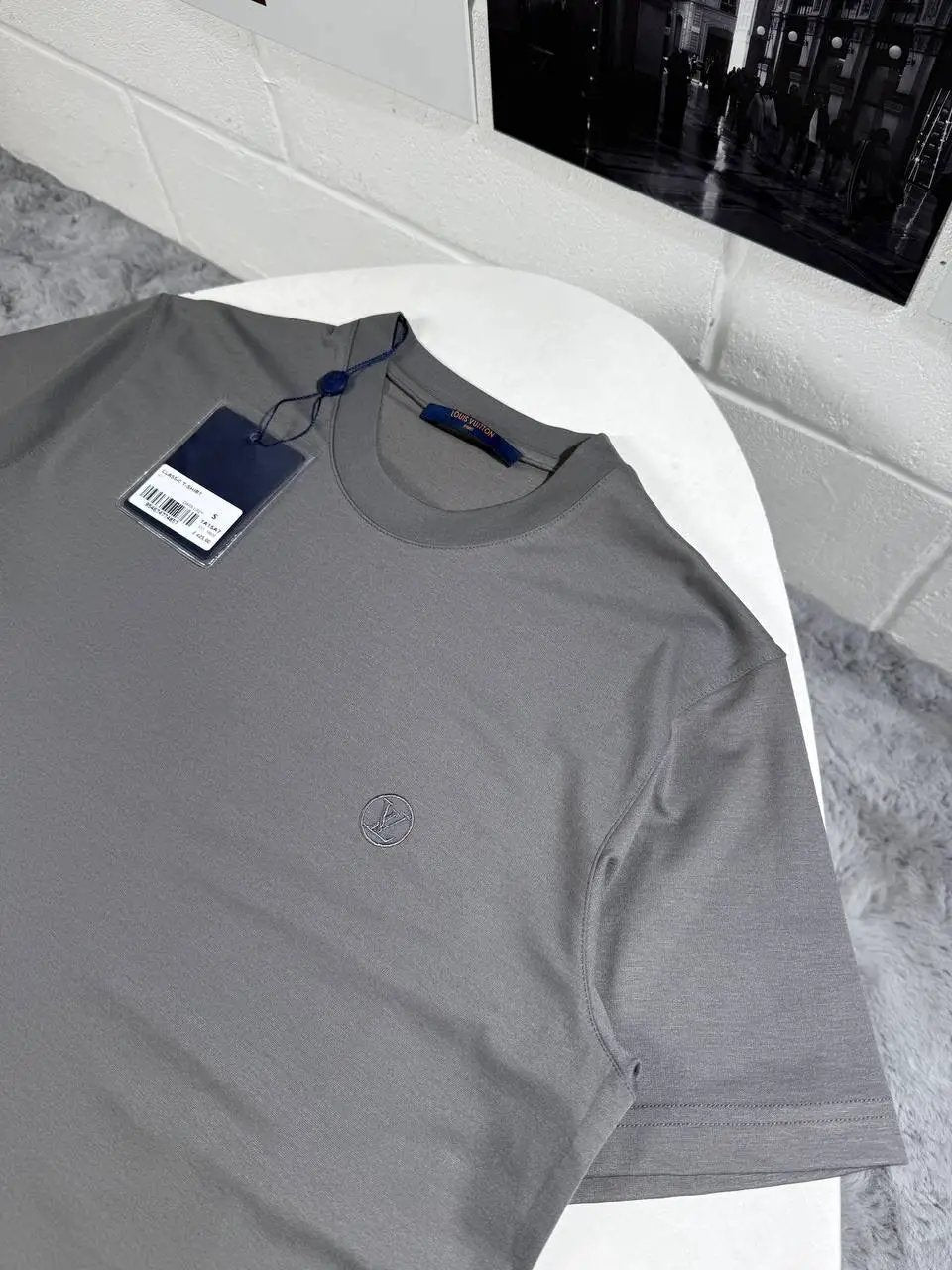 LVE LOGO TSHIRT by Stock supplier