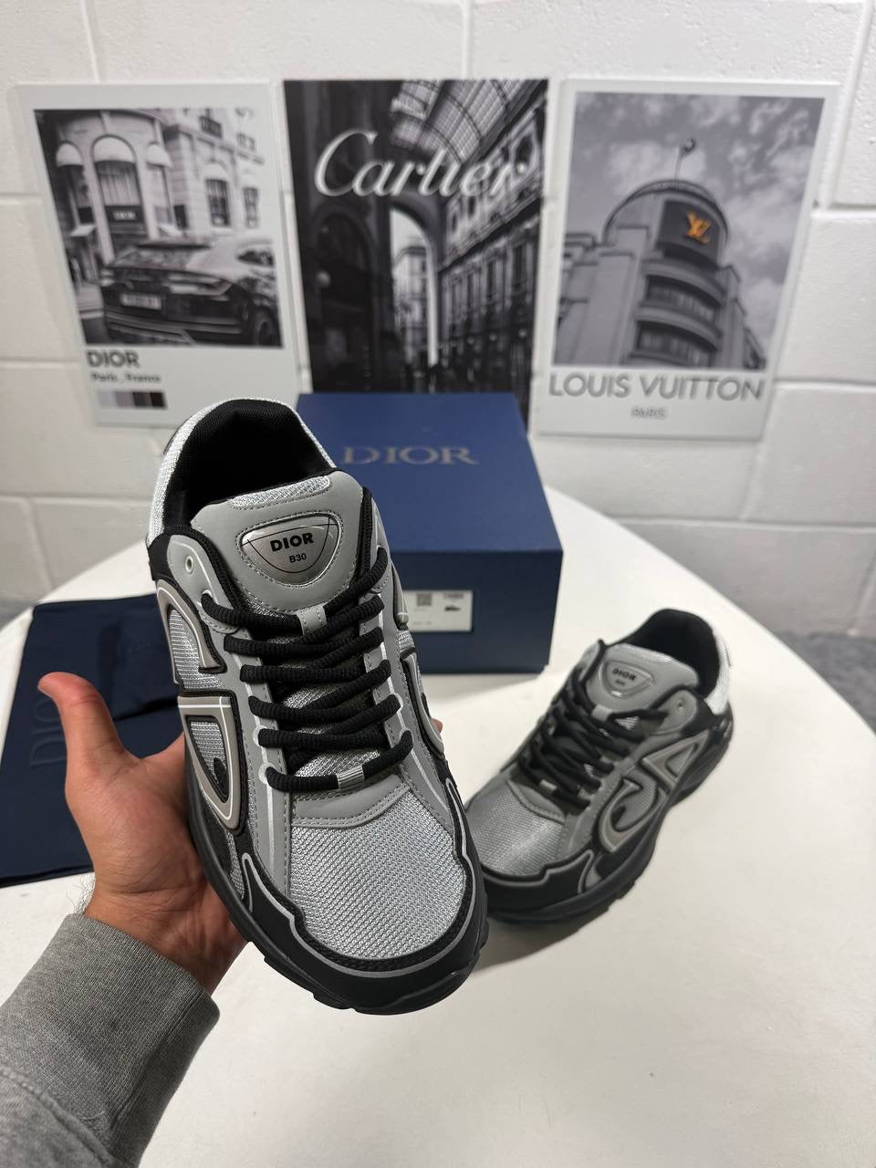 (pre-order)IOR - b30 black and grey