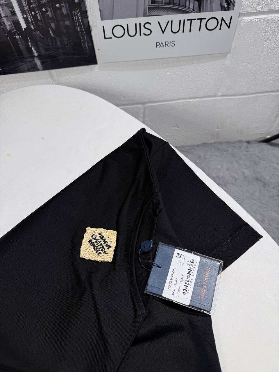 LVE EMBROIDERED TSHIRT