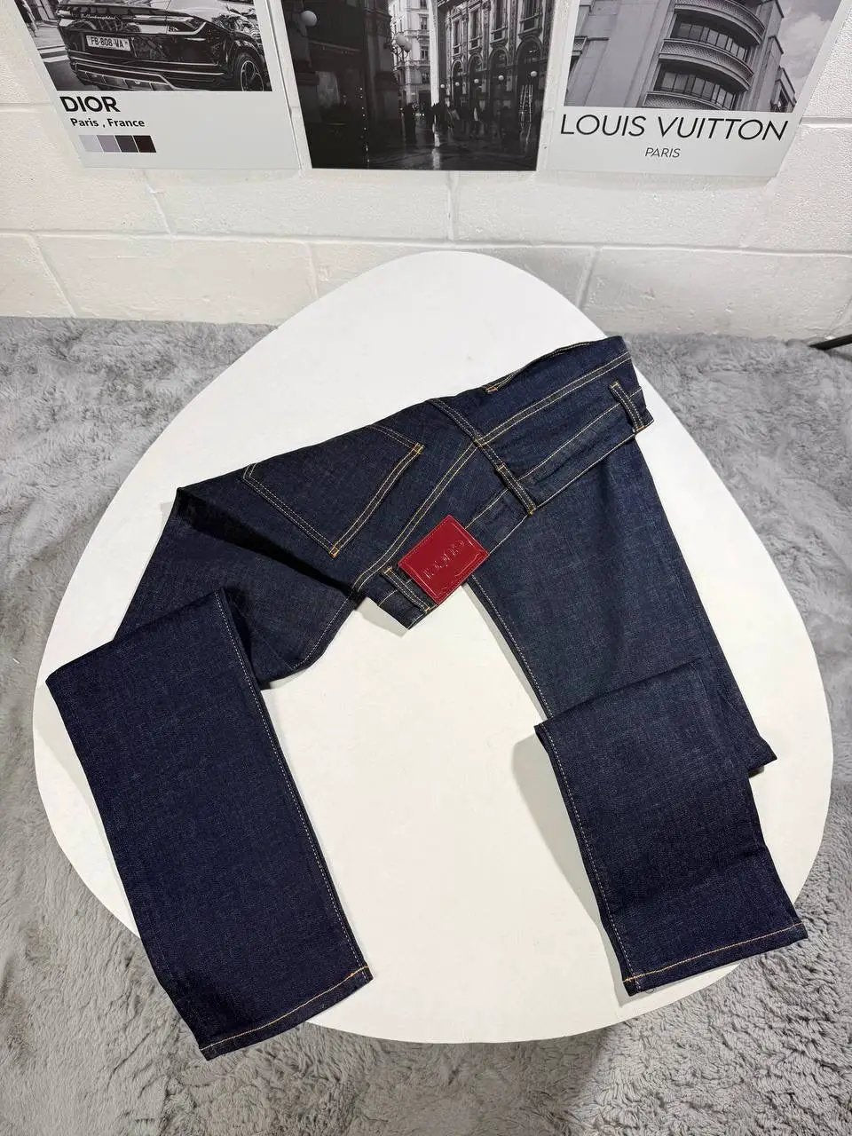 UCCI JEAN by Stock supplier