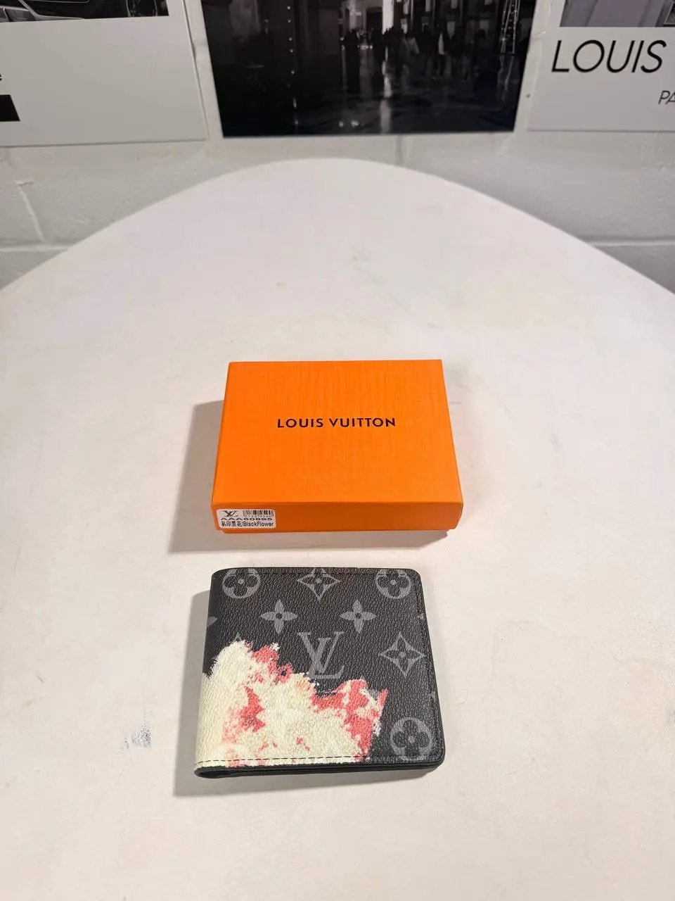 LVE WALLET MENS Stock supplier