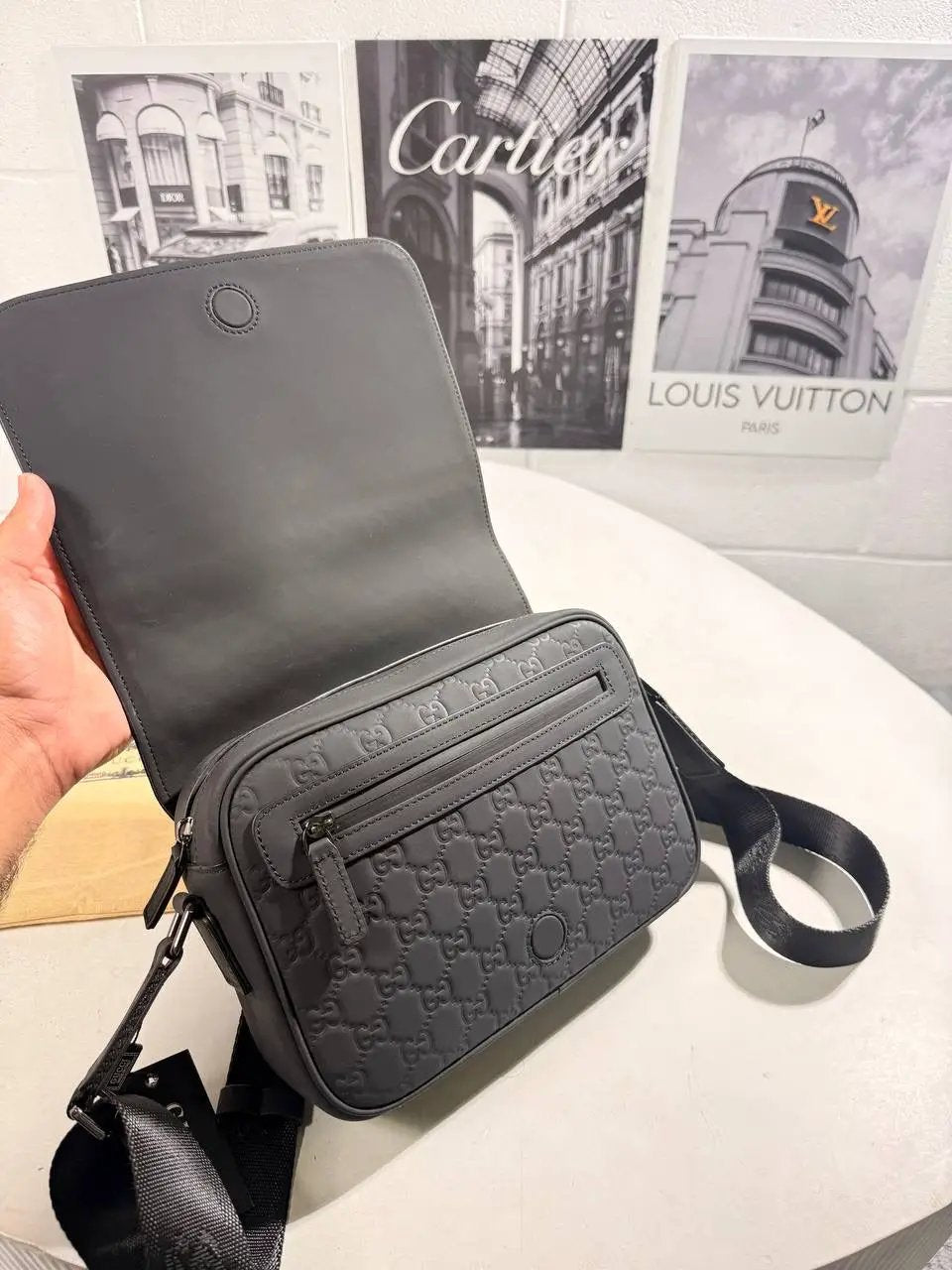 UCCI MESSENGER BAG Stock supplier