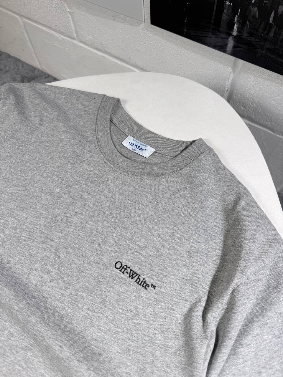 OFF W LOGO TSHIRT